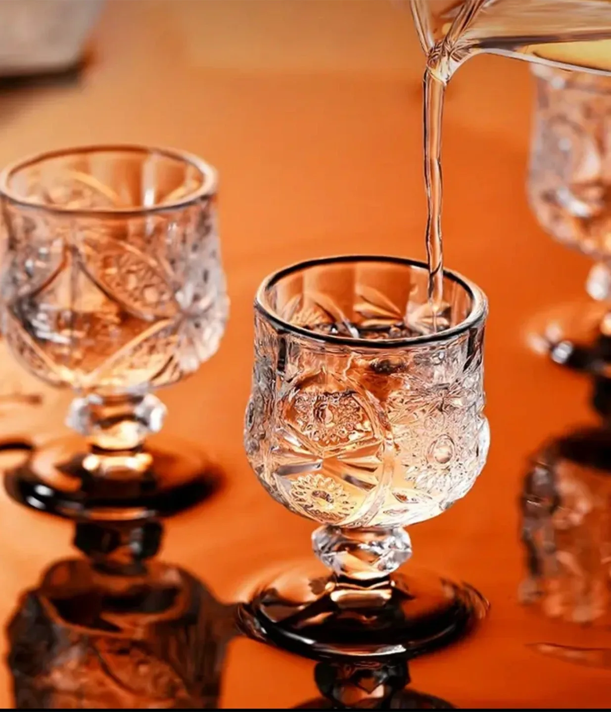 Set of 6 Vintage Style Wine Glasses bnib image indicator(4)