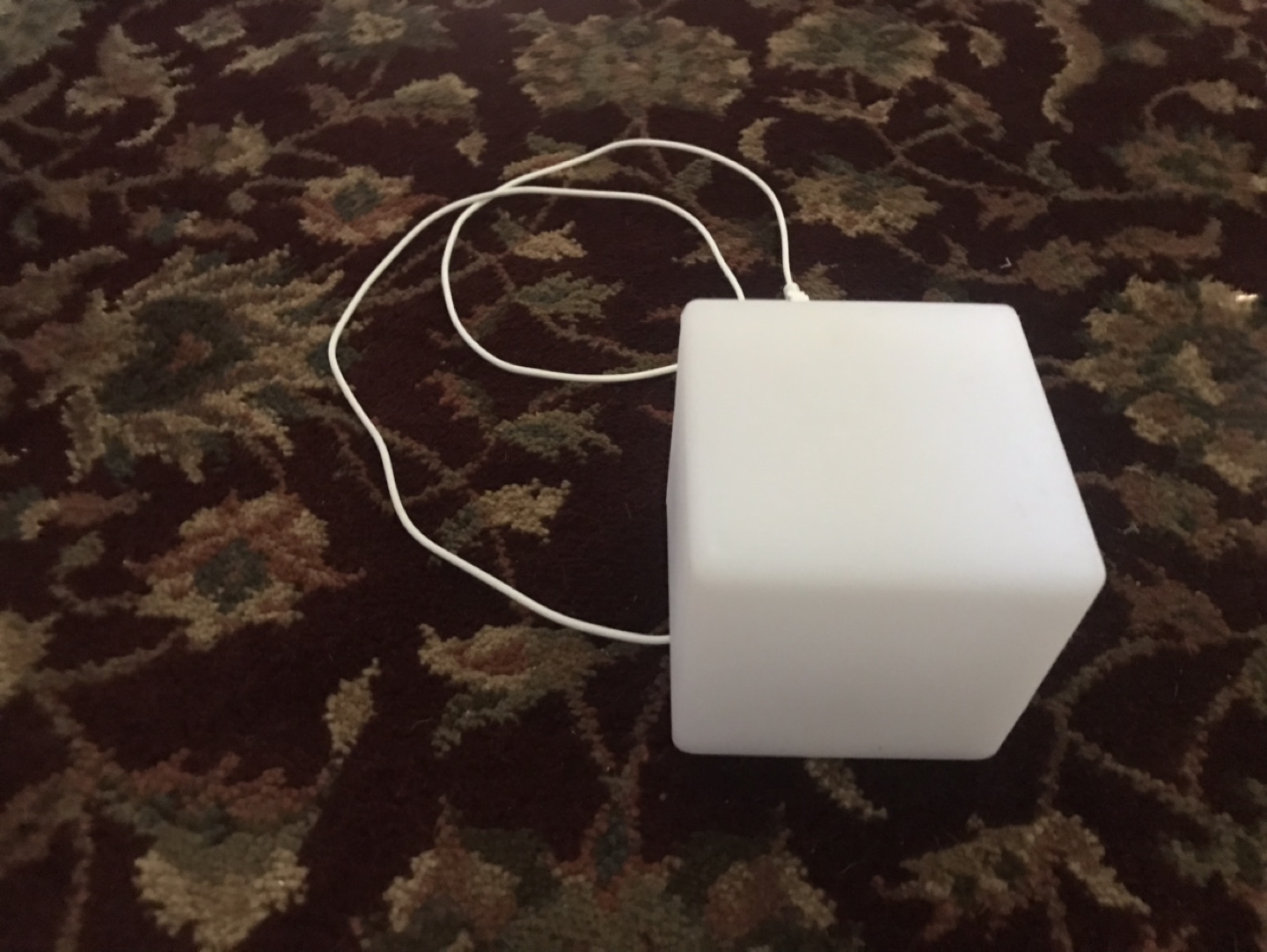 White Cube Lamp