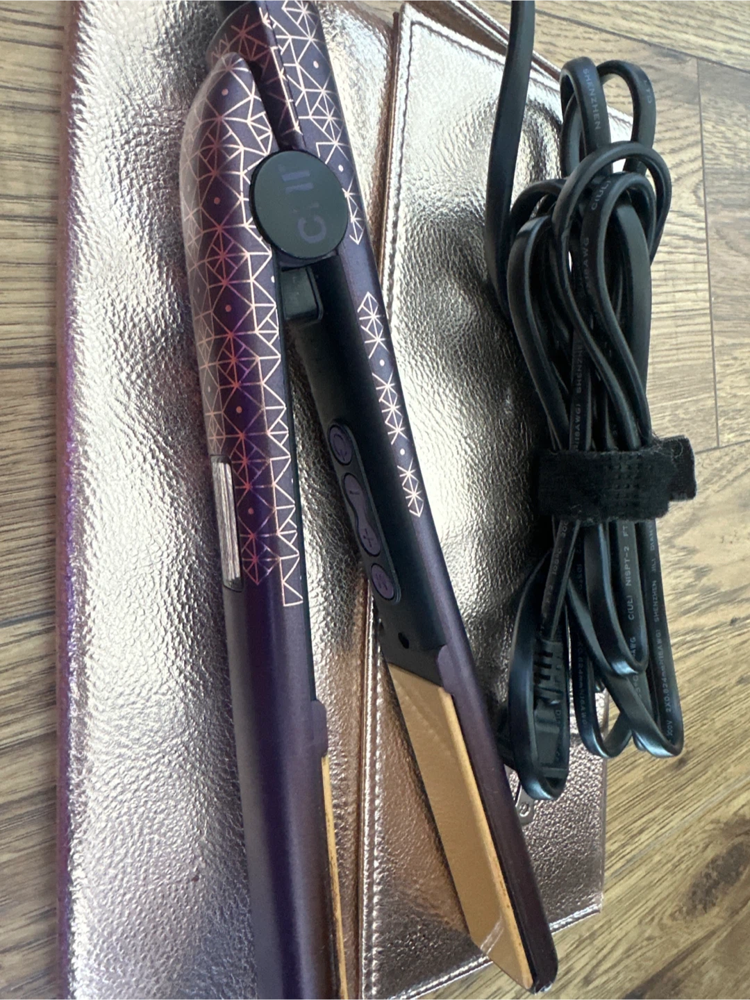 CHI flat iron with travel bag