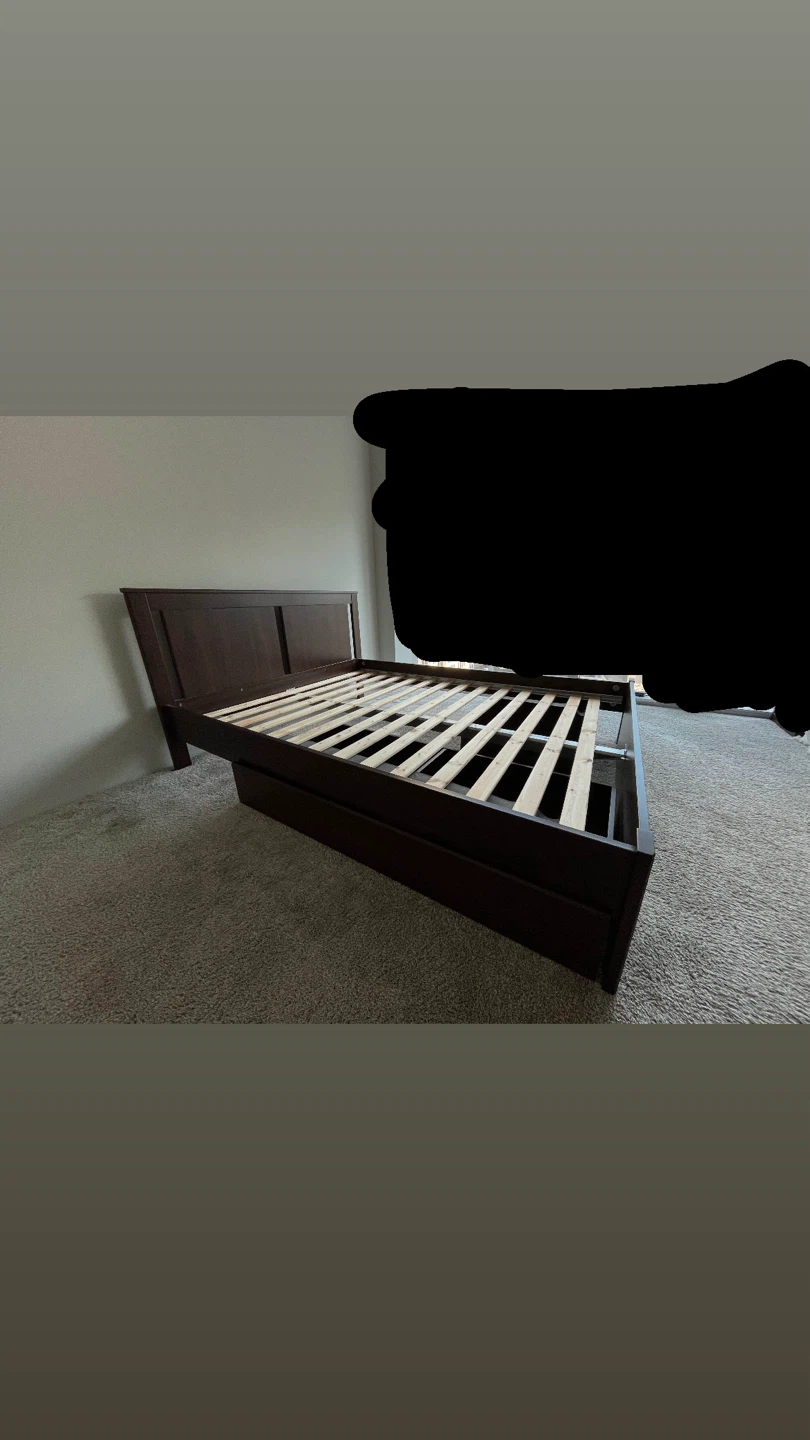 【Queen Size Bed Frame with Nightstand/IKEA】good condition✨ - photo 2