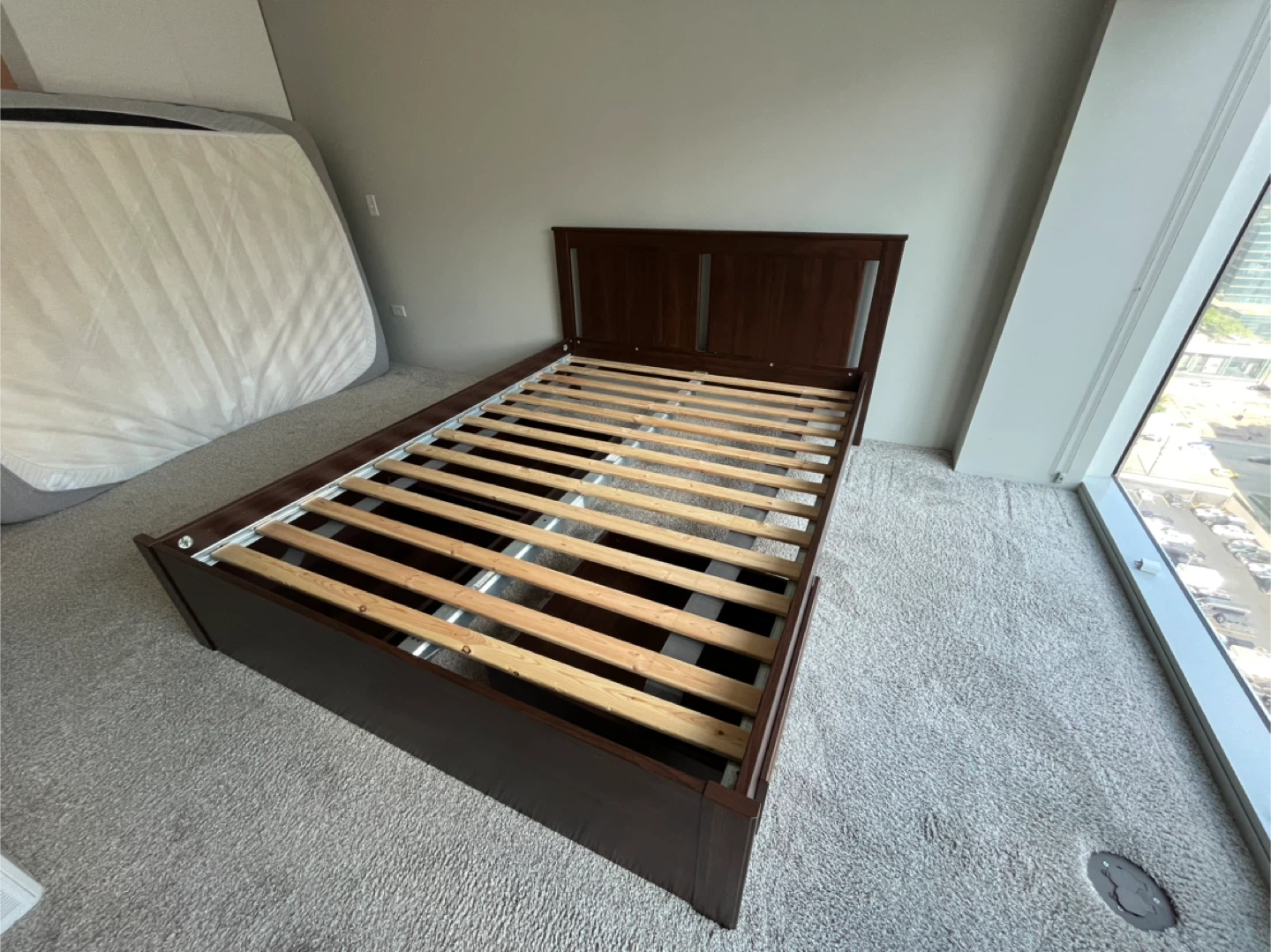 【Queen Size Bed Frame with Nightstand/IKEA】good condition✨ - photo 3