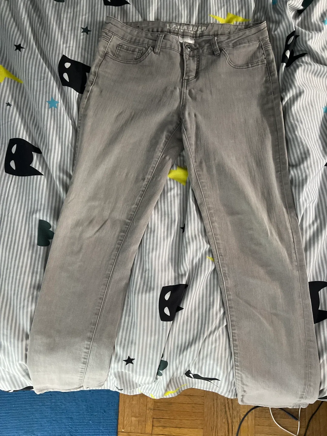 Paradise Gold Denim Jeans - Size 30 thumbnail