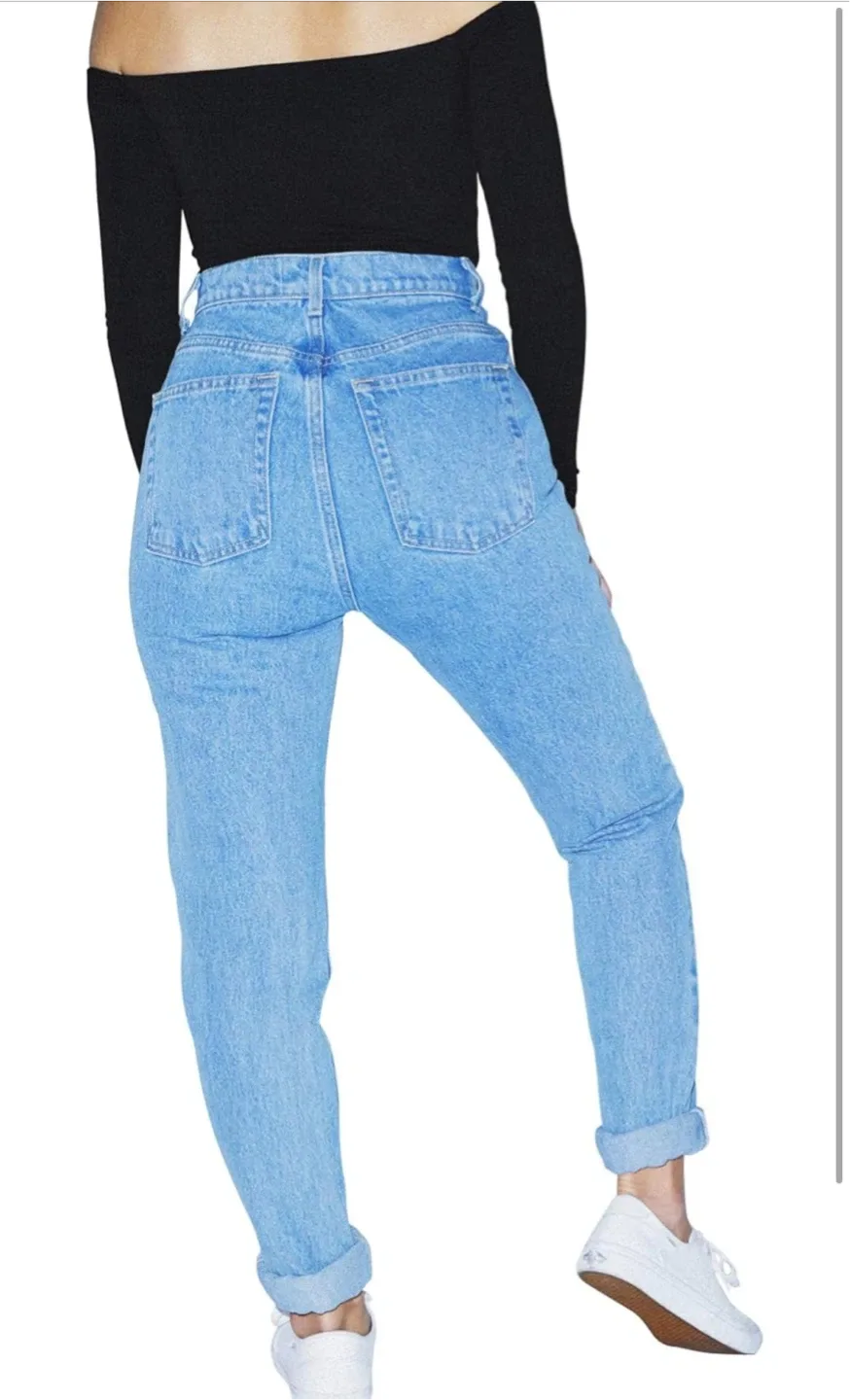 American Apparel Mom Jeans - Light Wash Denim image indicator(4)