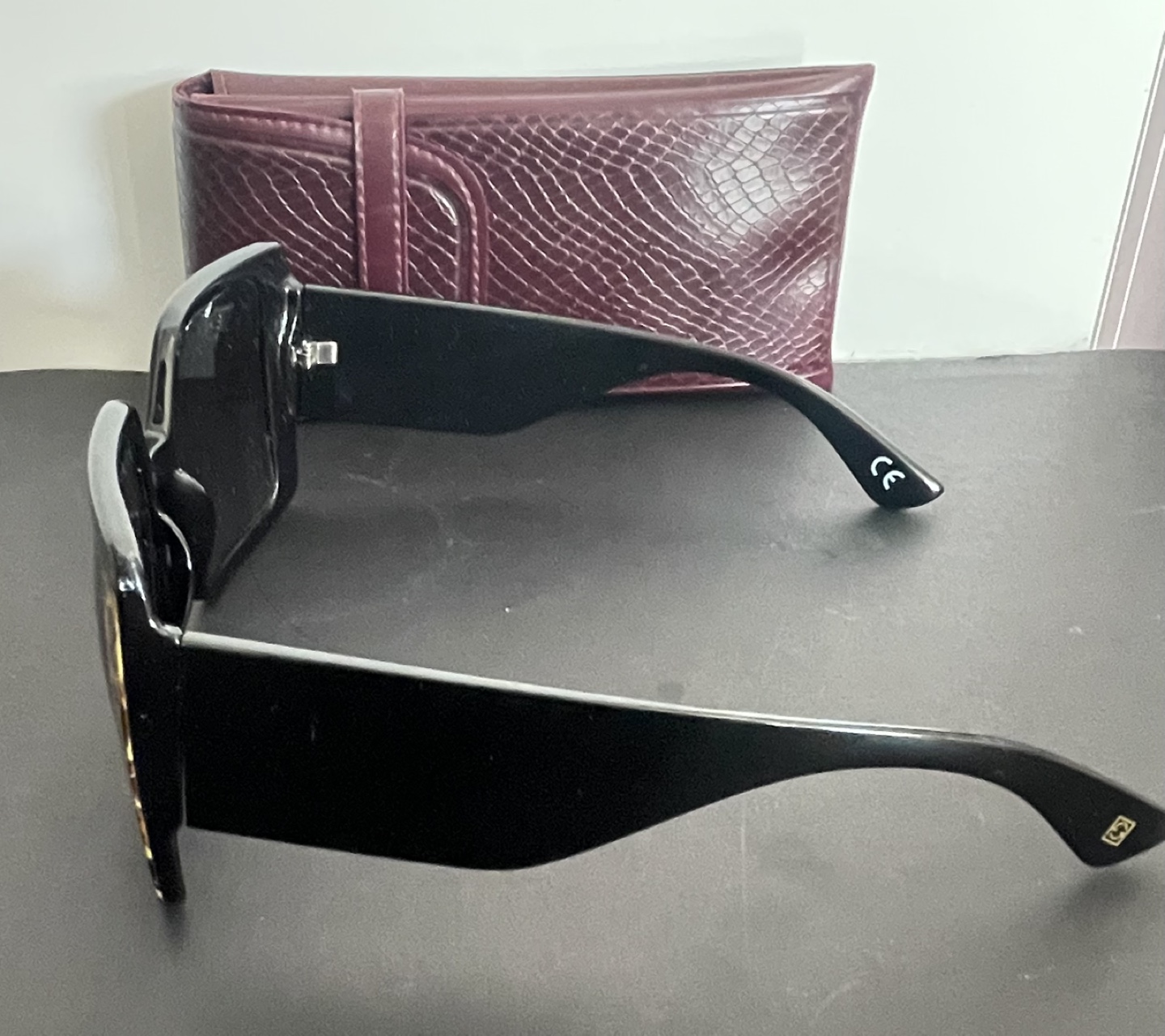 SALE AGAIN - Square Black Sunglasses with Leopard Print Detail - photo 2