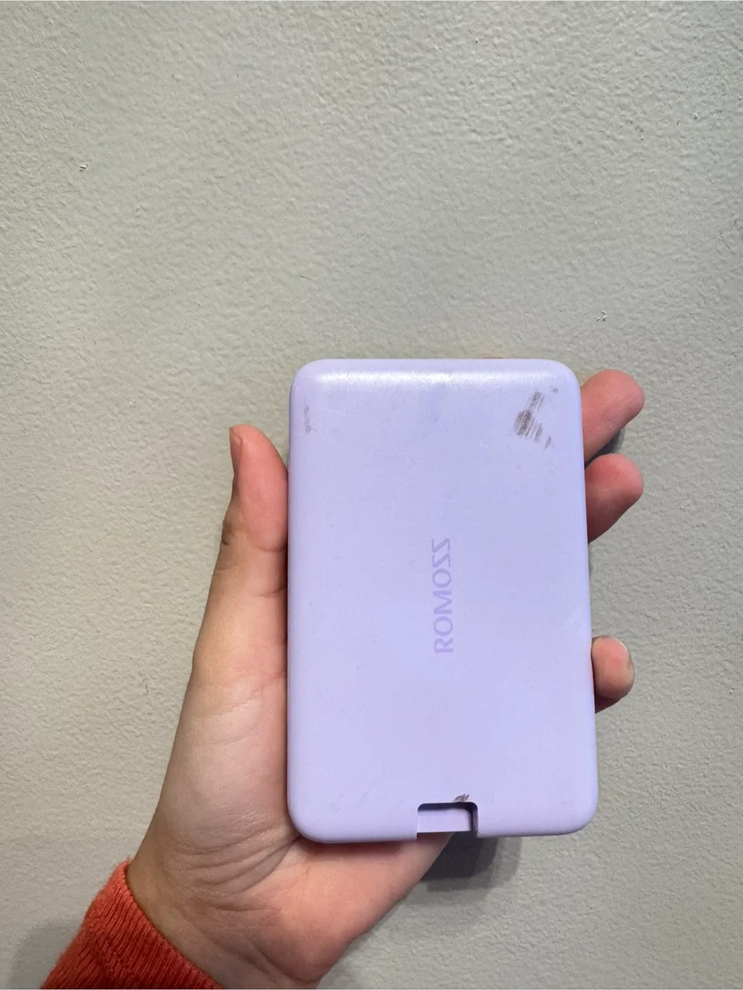 Romoss Wireless Power Bank - Lavender image indicator(2)
