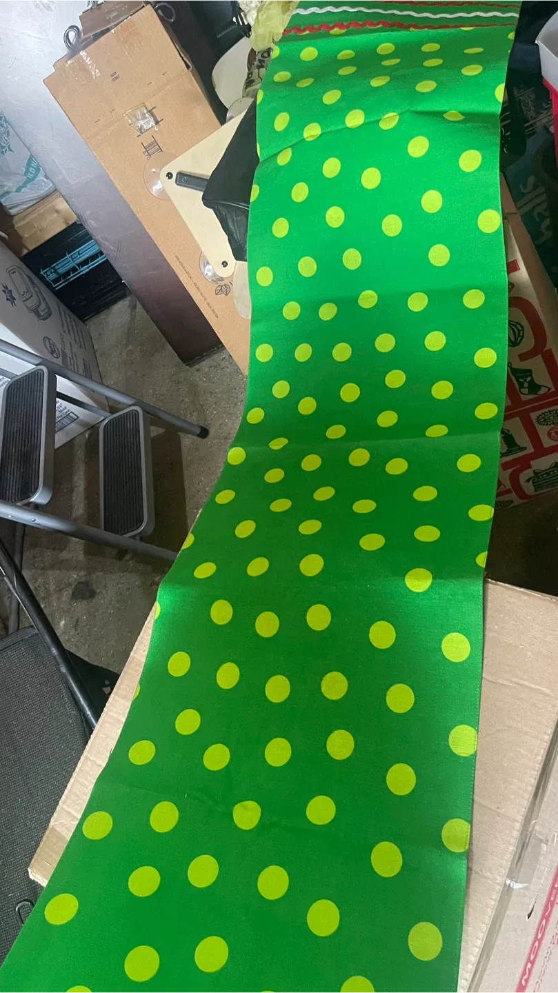 New Christmas Twist Table Runner - Green thumbnail