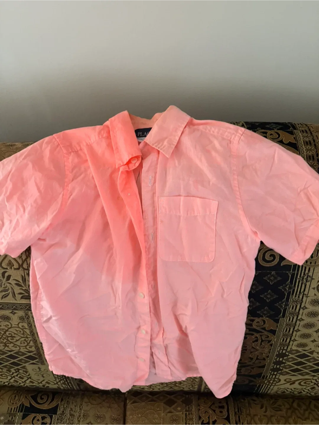 Assorted Men's Short Sleeve Shirts thumbnail