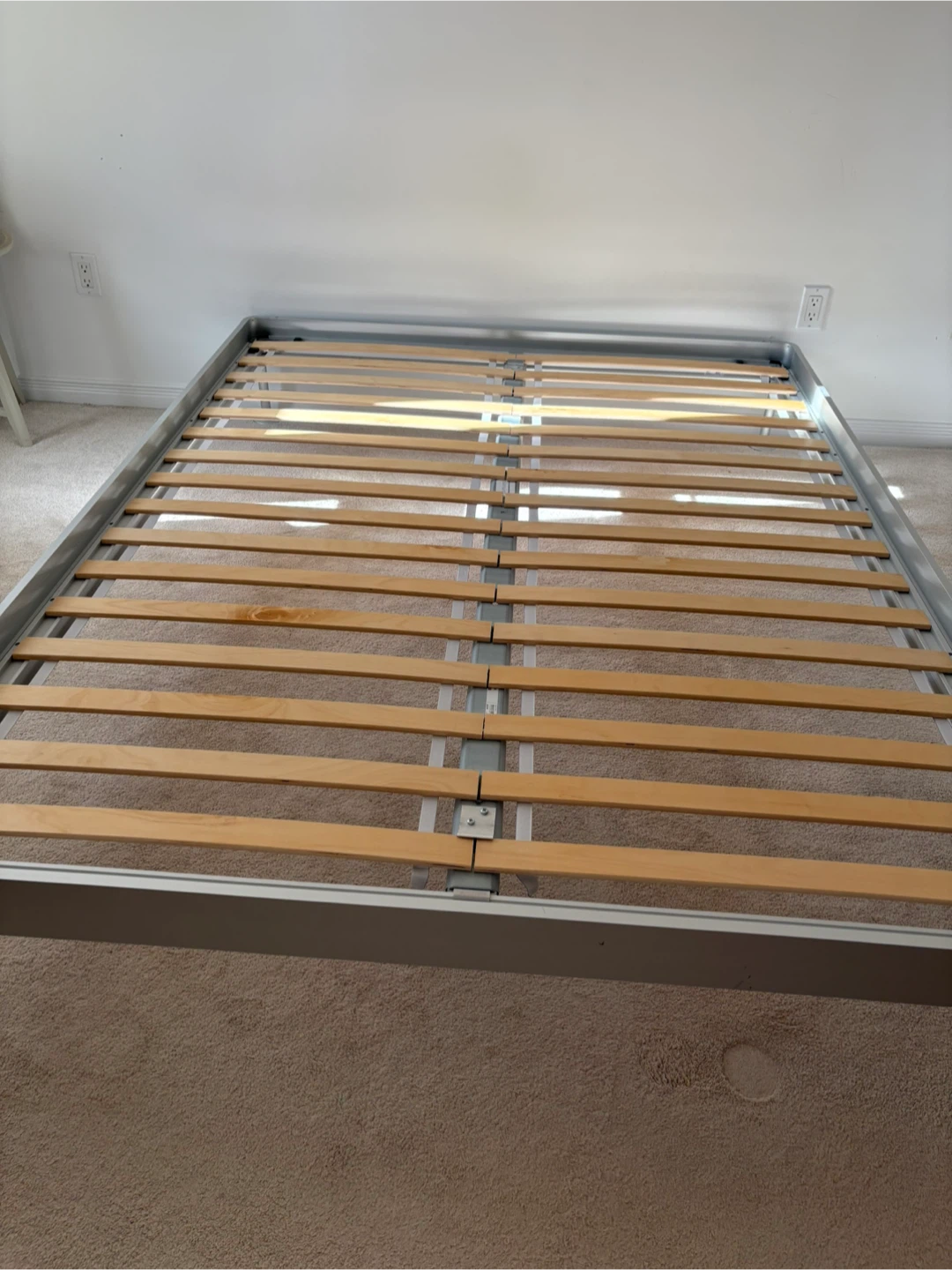 IKEA DELAKTIG Bed Frame Queen size - photo 5