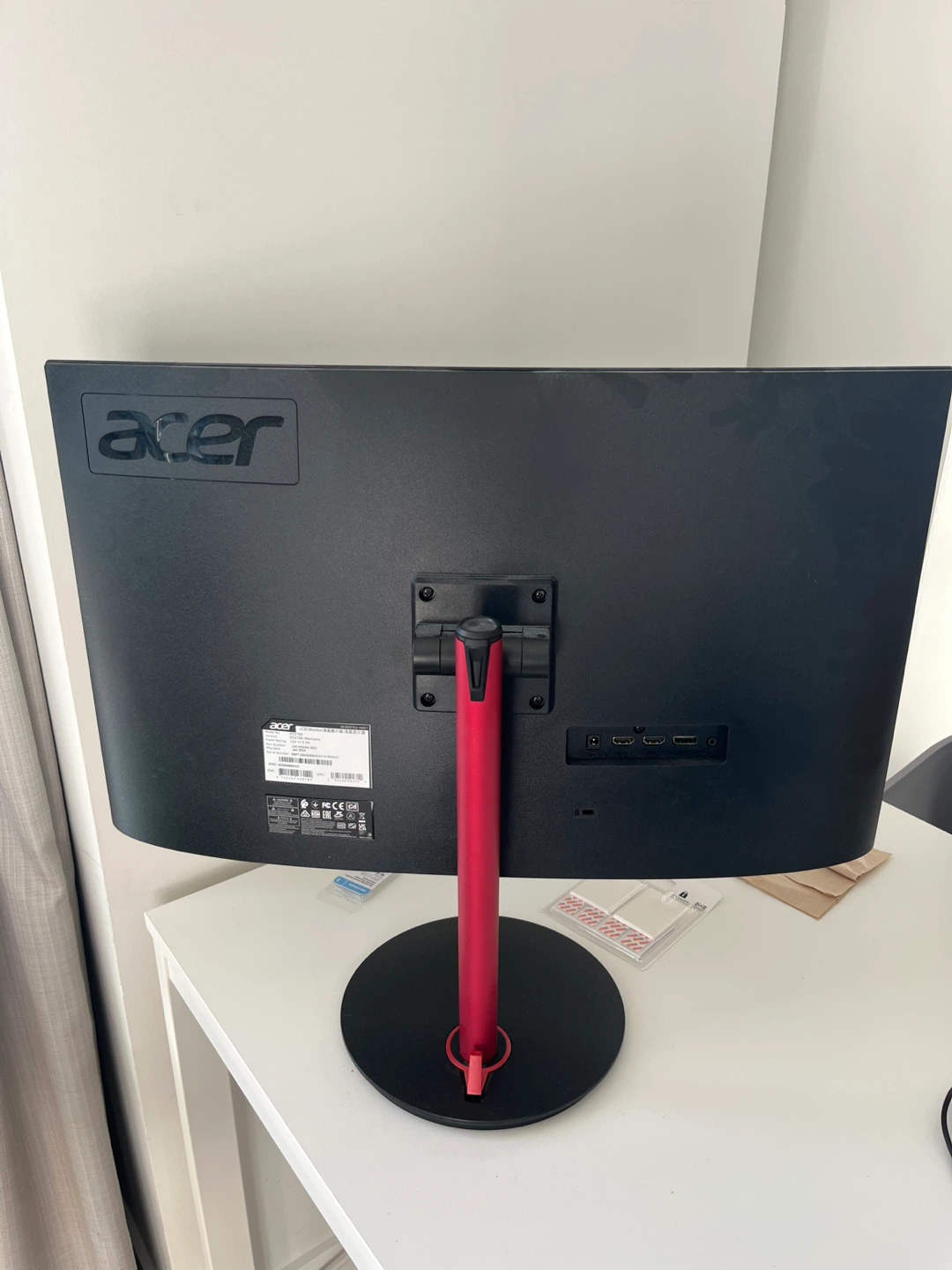 Acer ED270R 27" Curved LCD Monitor - photo 2