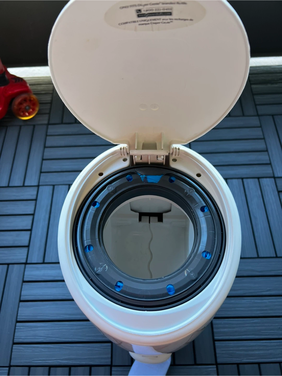 Diaper Genie + 1 new refill - photo 2