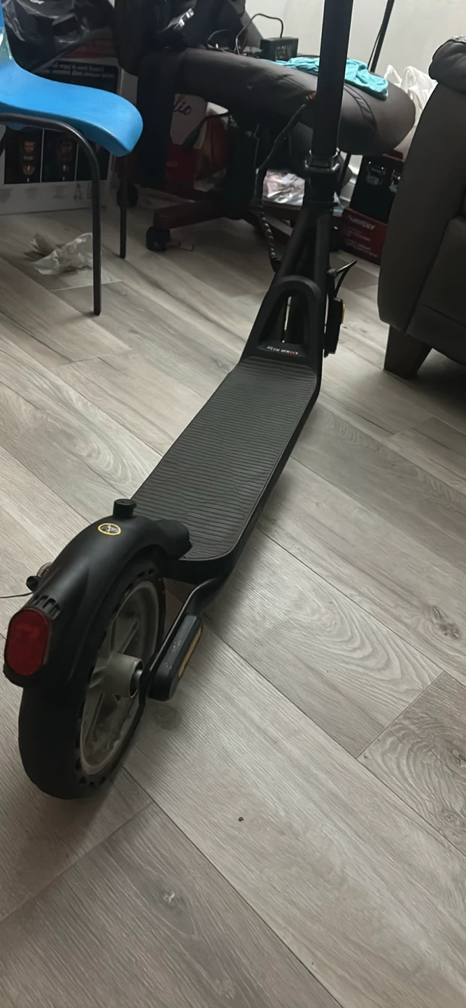 5th Wheel v20 Pro electric scooter - photo 3