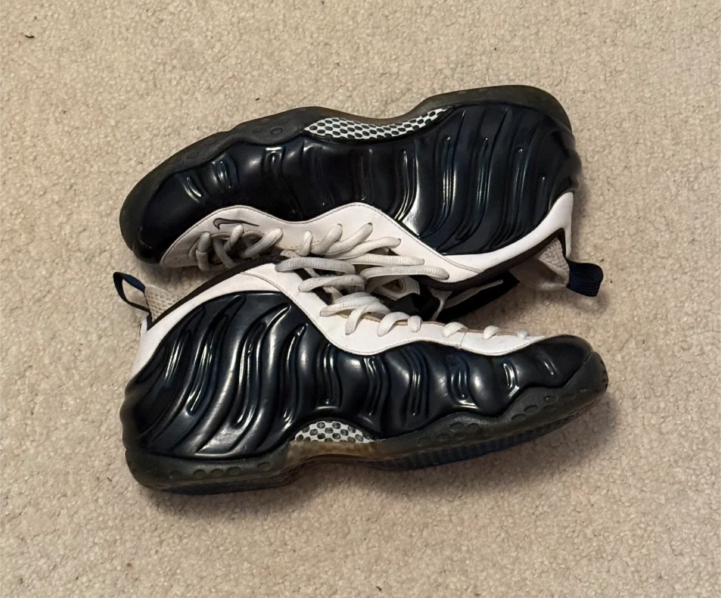 Nike Air Foamposite Shoes image indicator(5)