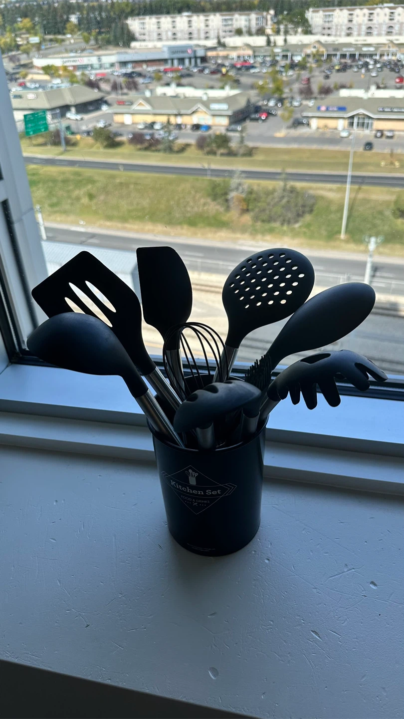 Kitchen Utensil Set with Holder
