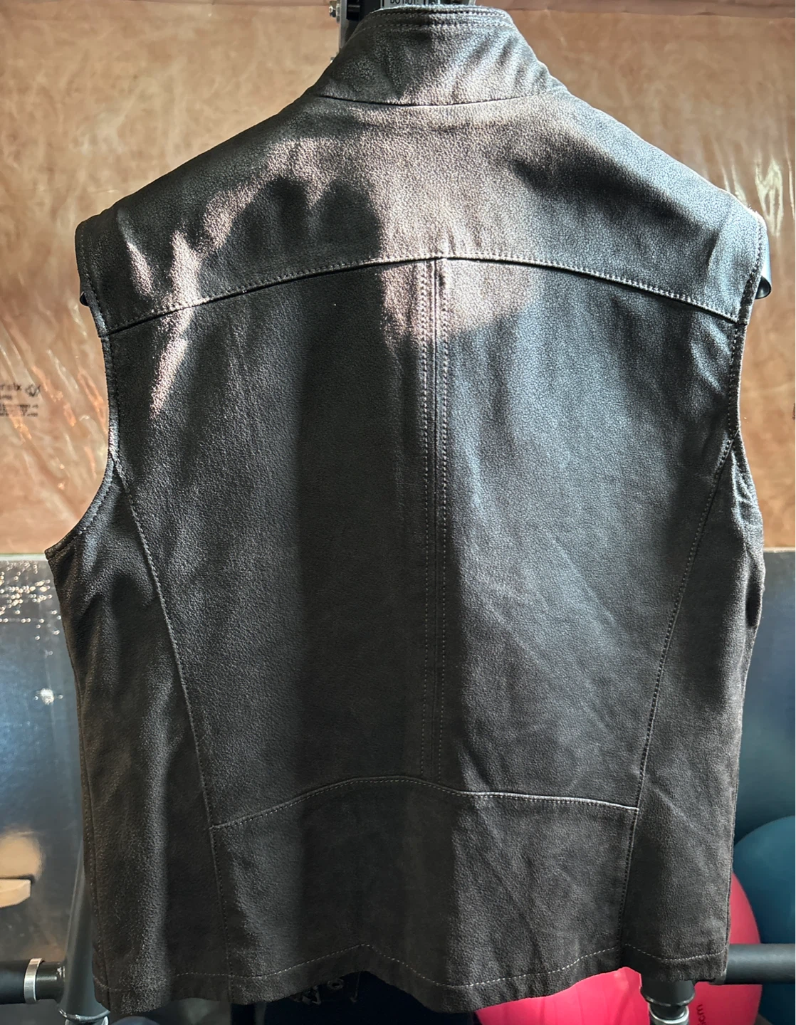 Danier Leather Vest - Size S - photo 3