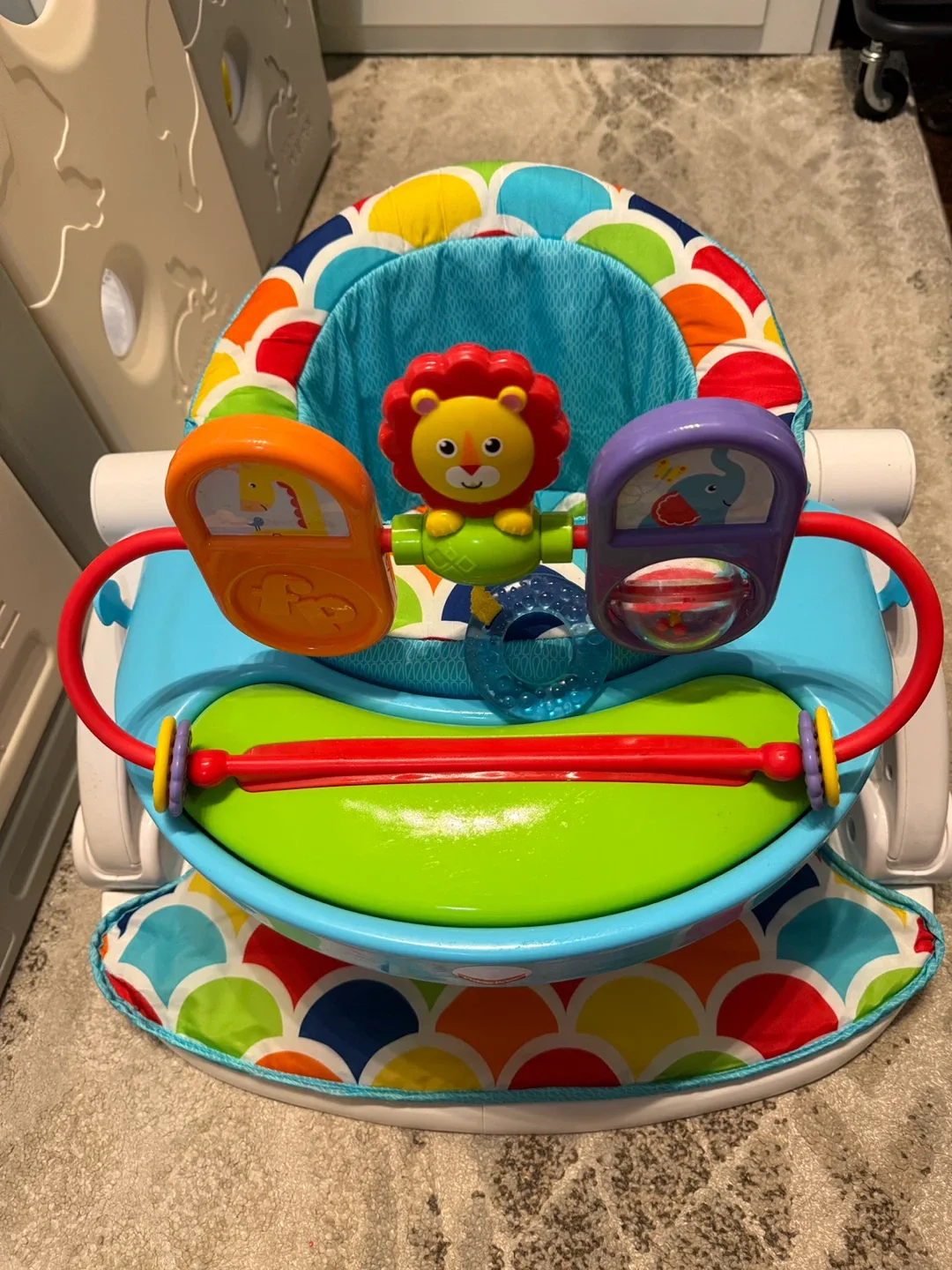 Fisher-Price Sit-Me-Up Floor Seat thumbnail
