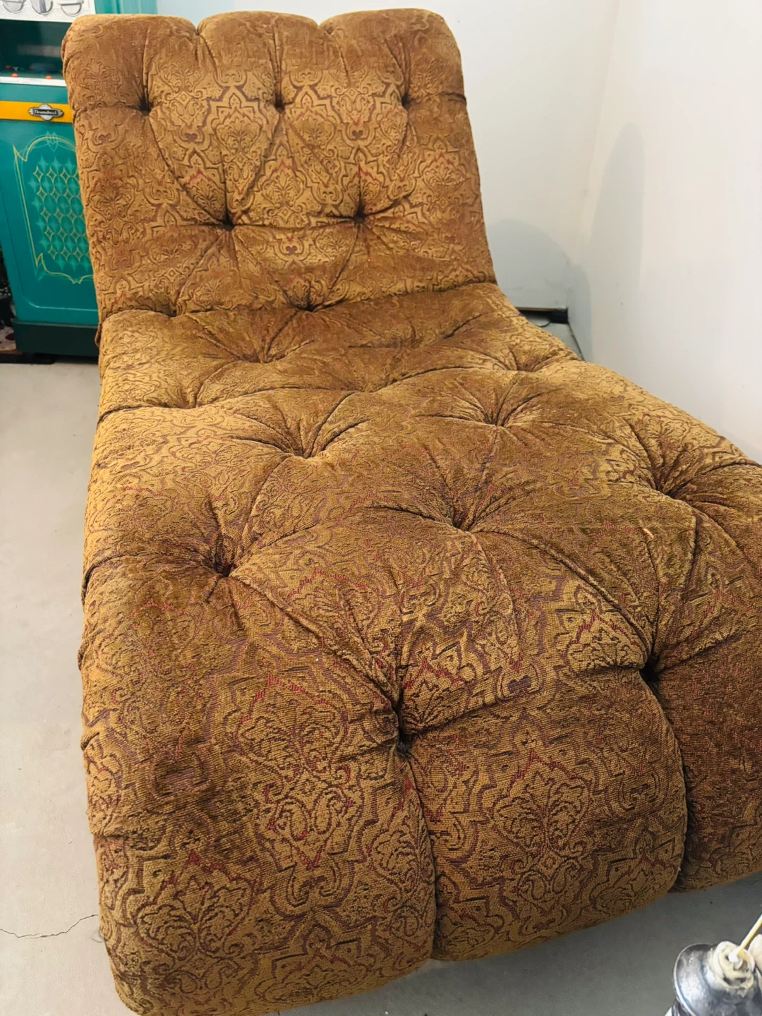 Tufted Chaise solid wood shea Lounge - Brown - photo 4