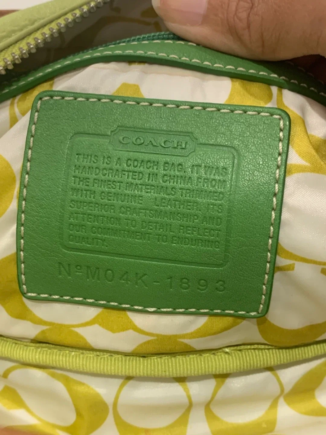 🐞 Preloved  Coach Small  Nylon Hampton Tote Bag 🐞 image indicator(4)