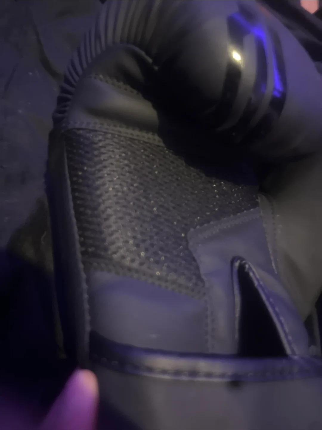 STING Armaplus Training/Sparring Boxing Gloves 14 oz image indicator(3)