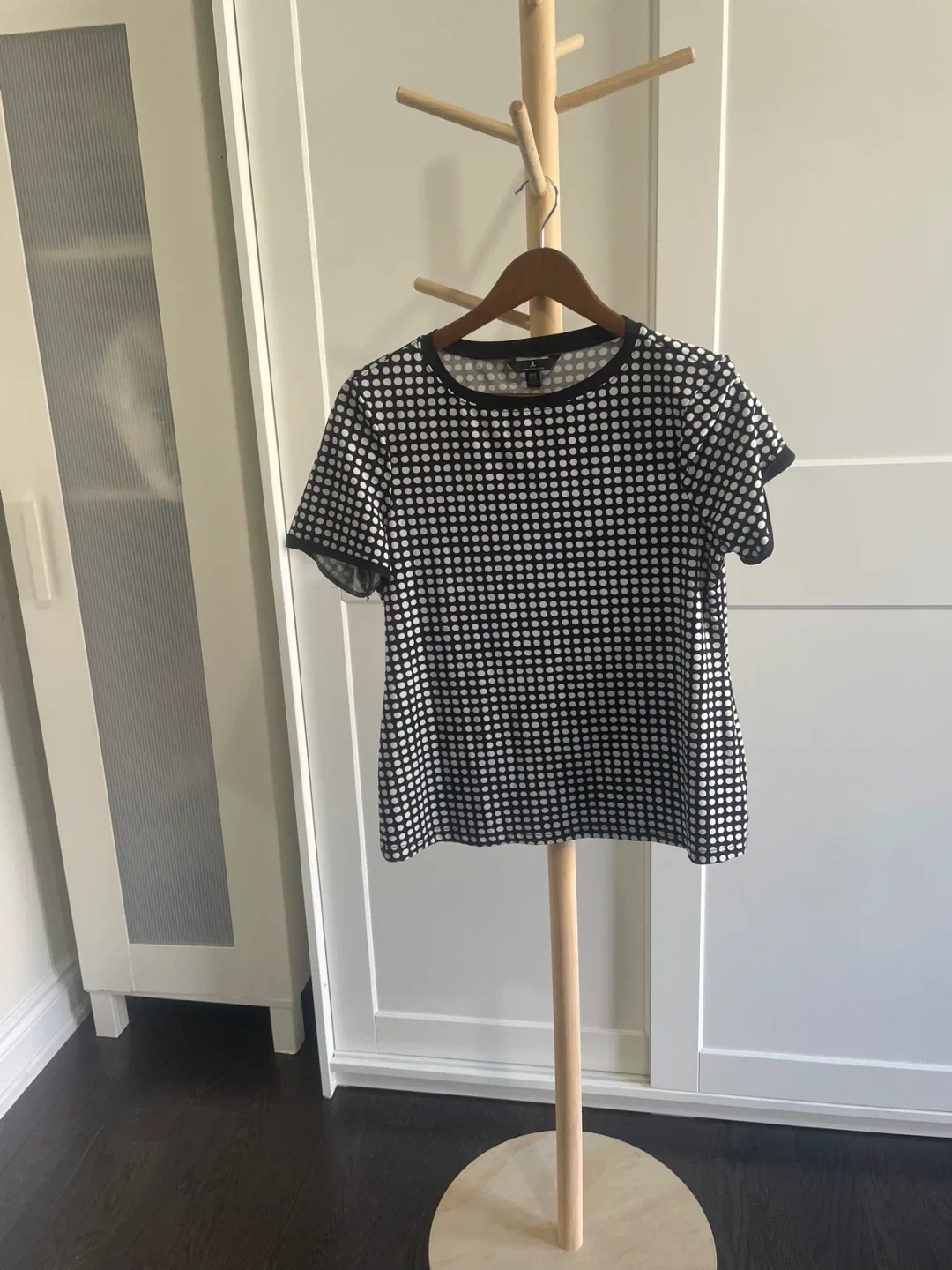 Banana Republic Polka Dot Top - Size Medium image indicator(5)