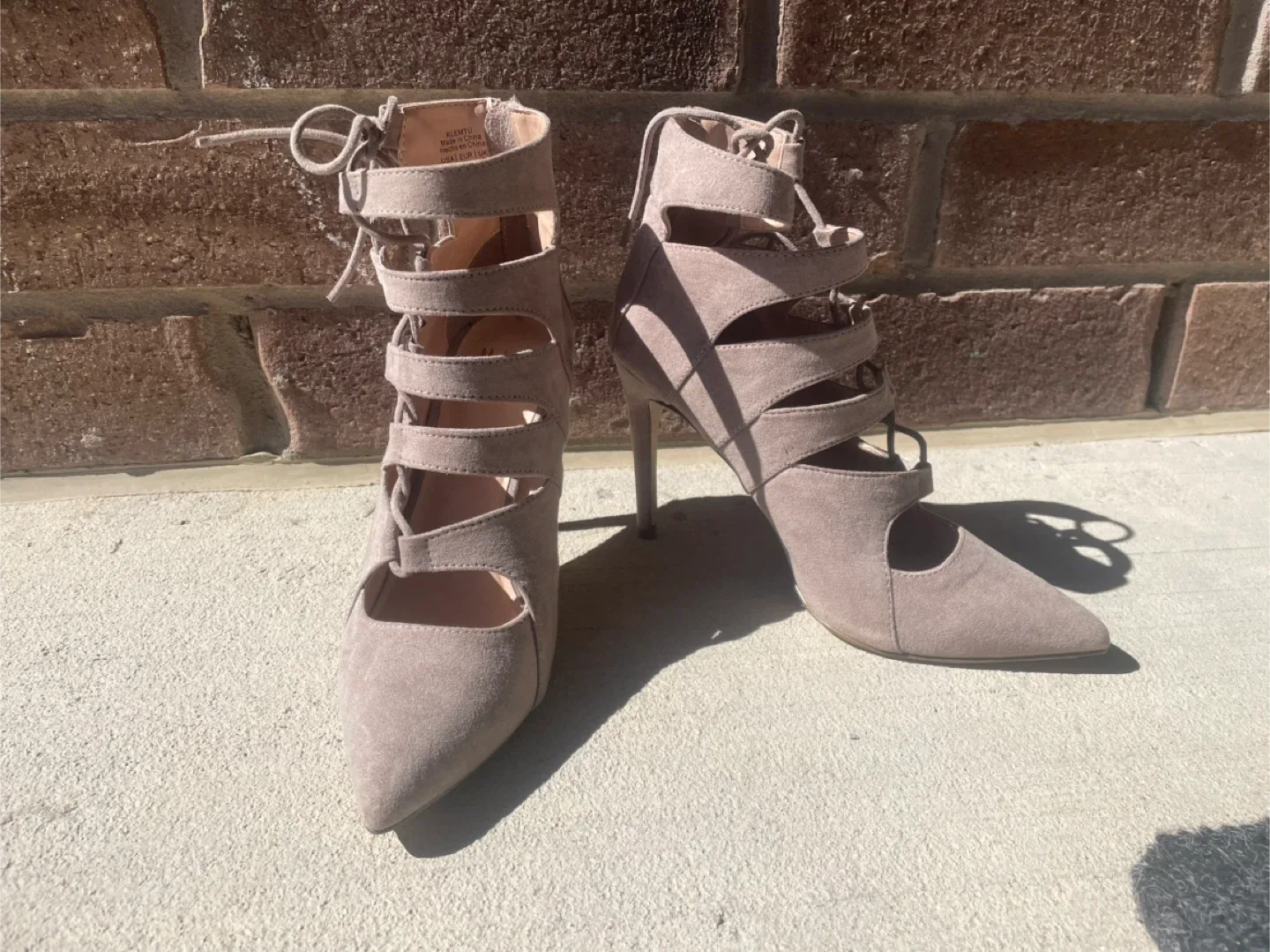 Mix No. 6 Heels, Size 7.5 image indicator(2)