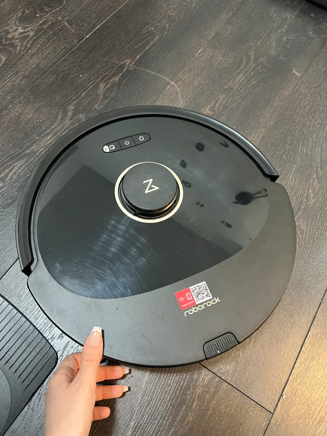 Roborock Q8 Max+ Robot Vacuum and Mop image indicator(3)