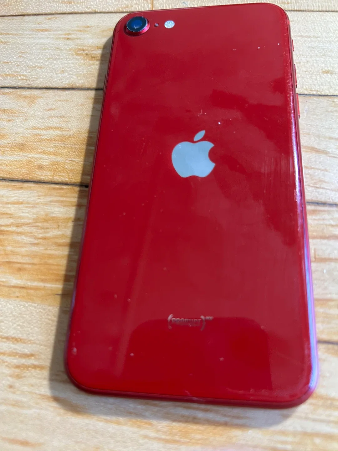 Apple iPhone SE 2 Product Red thumbnail
