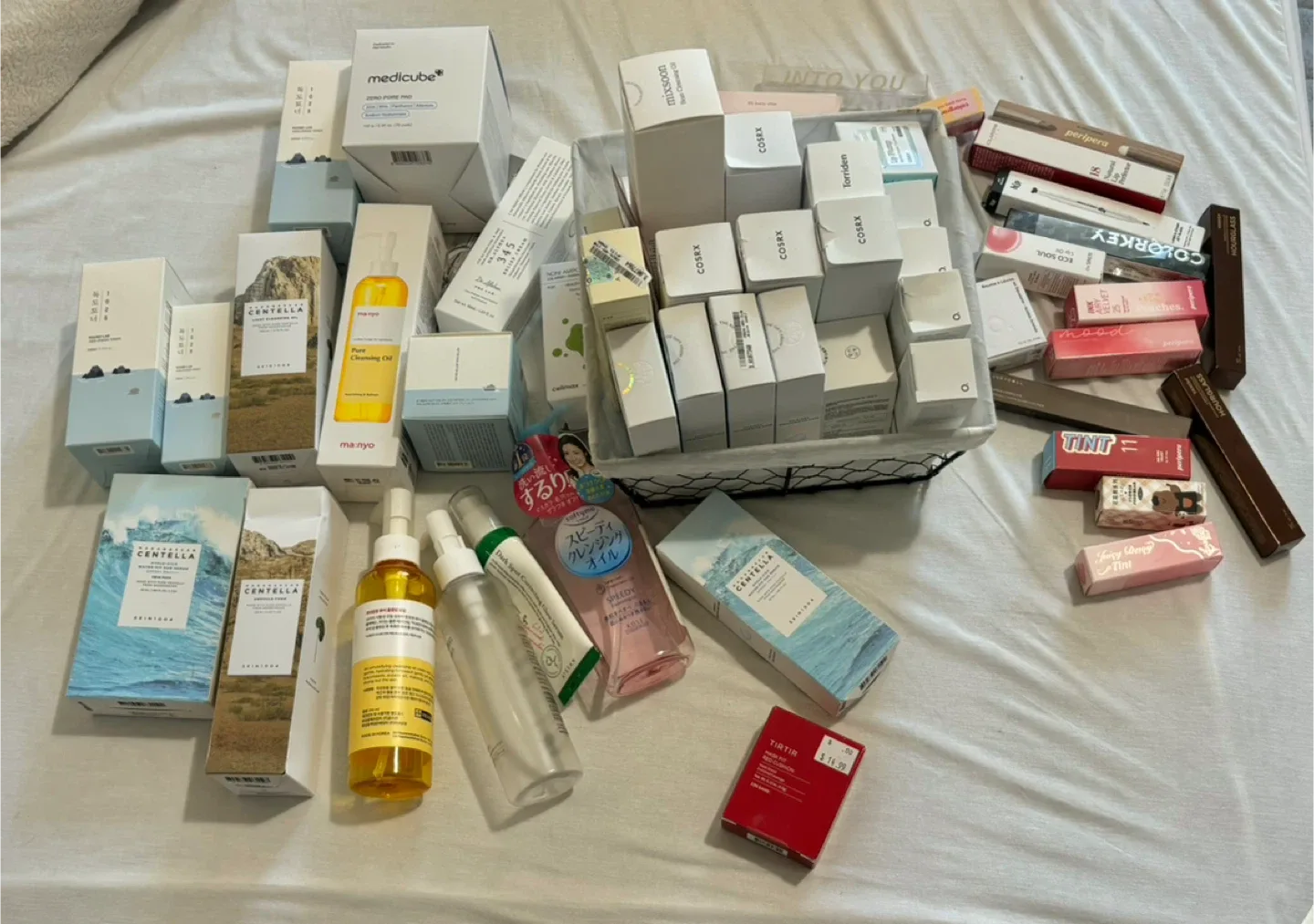 Mixed Beauty Products| Skin care & lippies image indicator(2)