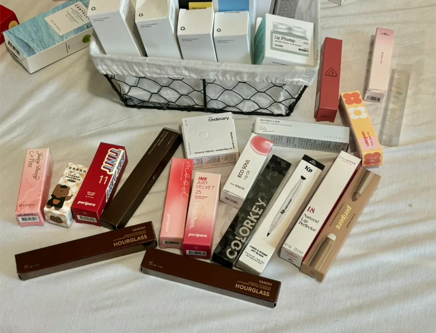 Mixed Beauty Products| Skin care & lippies thumbnail