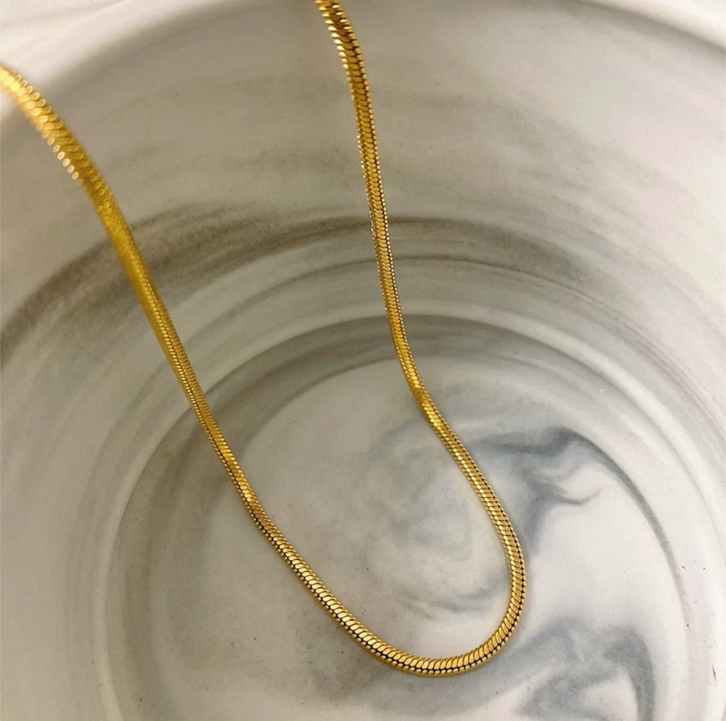 Brand new ! Set of 4, 18K gold plated Necklace & bracelet Set image indicator(10)