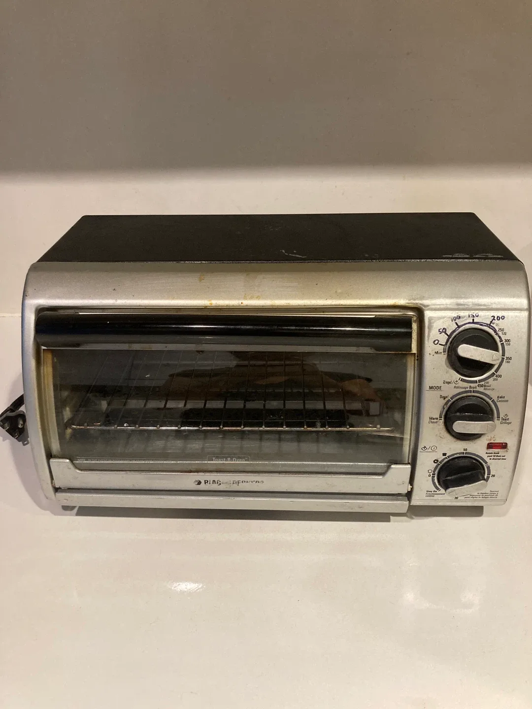 Black & Decker Toast-R-Oven Toaster Oven thumbnail