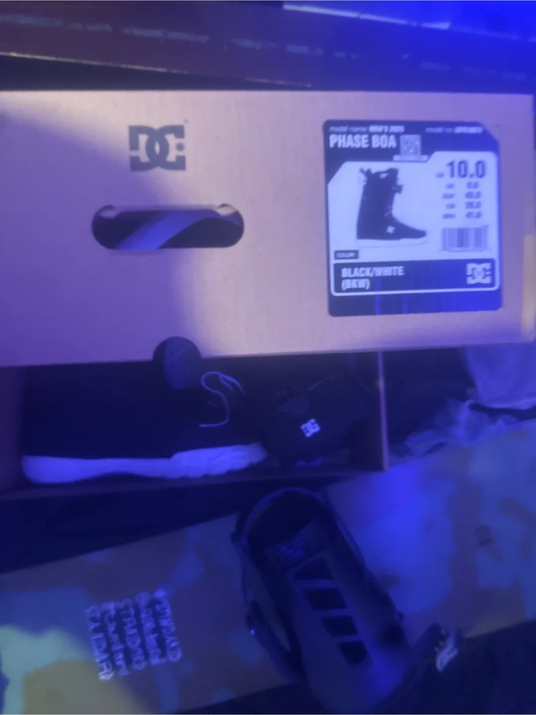 Snowboarding set for this coming winter!! image indicator(3)