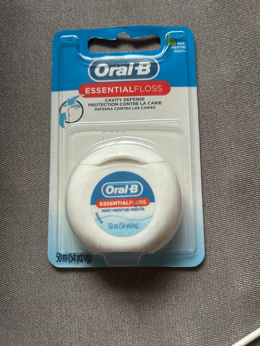 Oral-B Essential Floss - Mint, 50m - New thumbnail