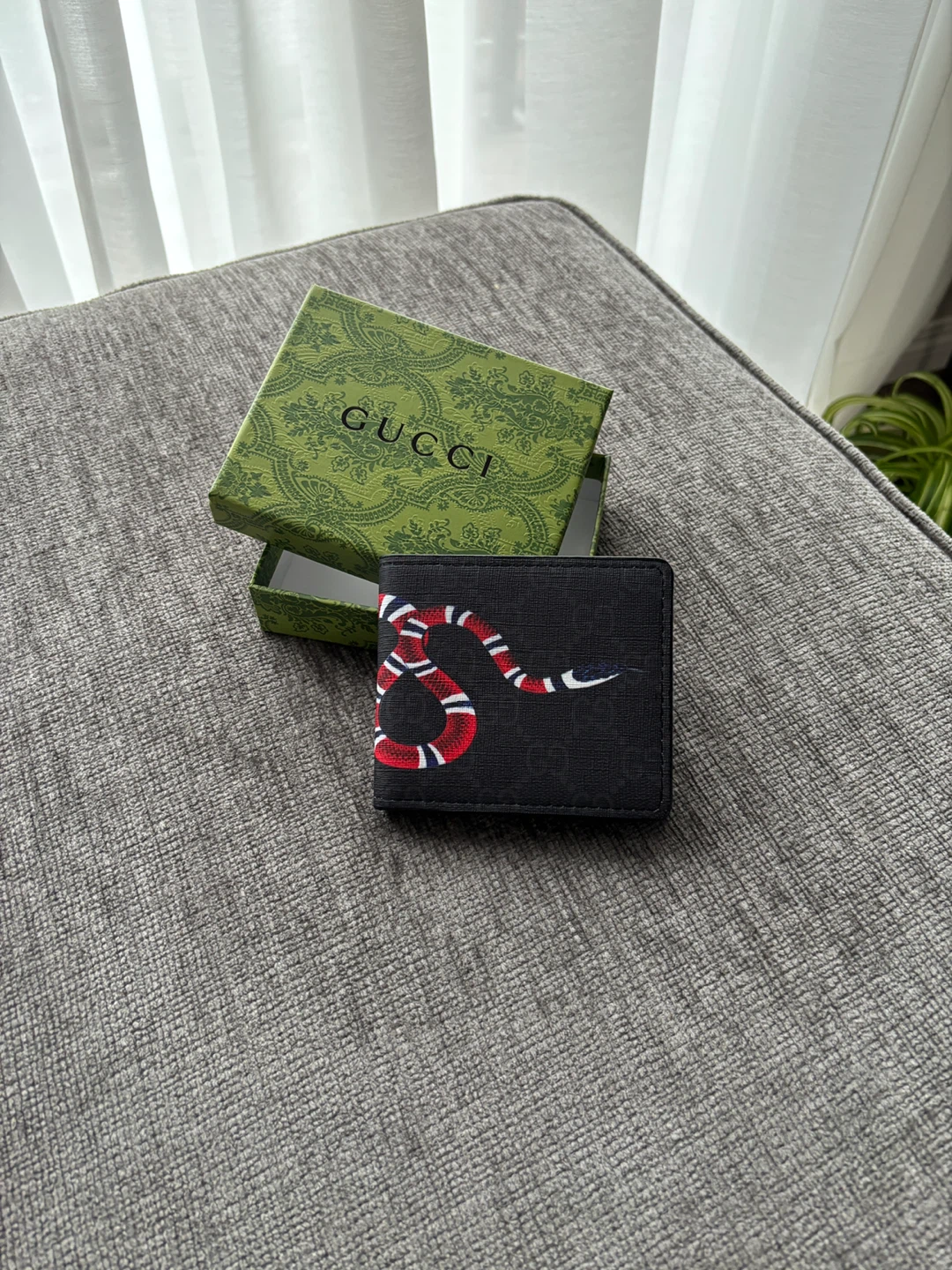 Gucci snake Print Wallet with Box - photo 2