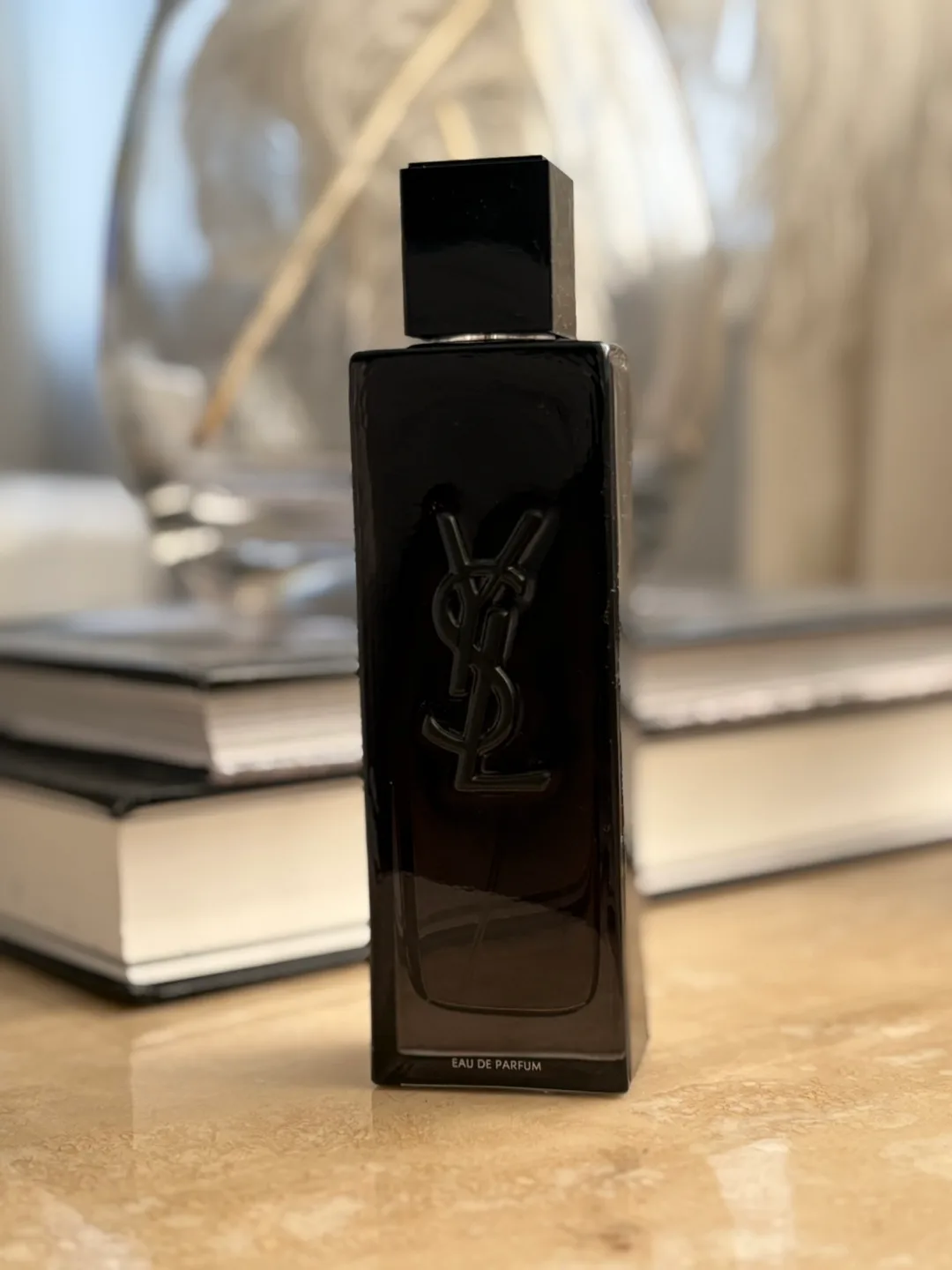 Yves Saint Laurent Y Eau de Parfum thumbnail