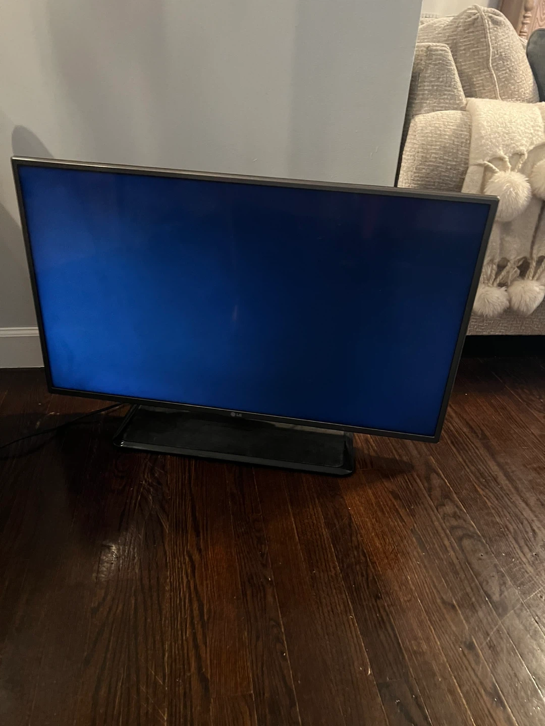 LG TV diagonal 40 inches - photo 5