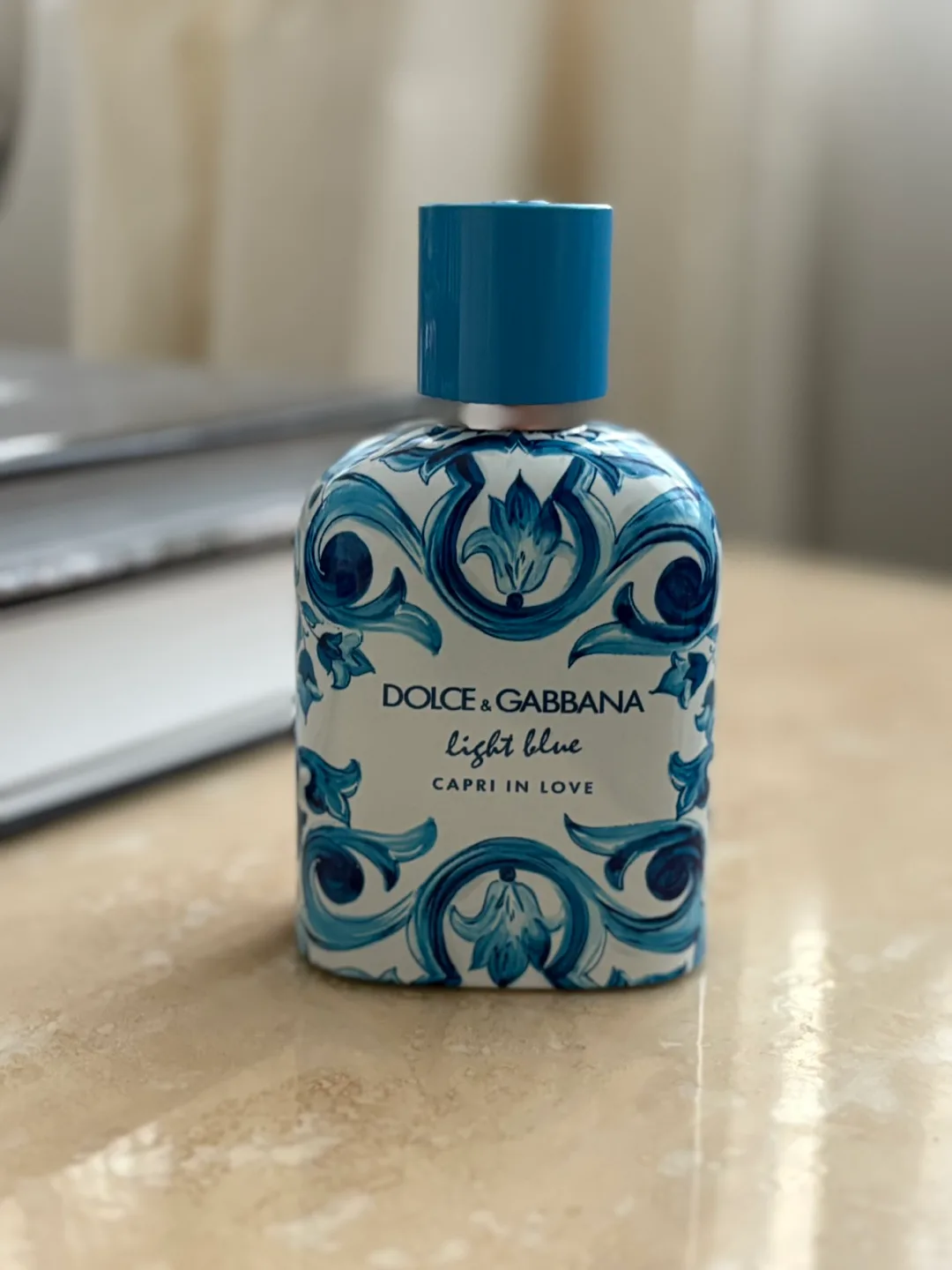 Dolce & Gabbana Light Blue Capri In Love thumbnail