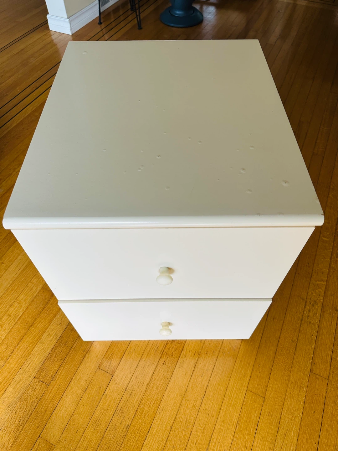 White 2-Drawer Side Table - photo 2