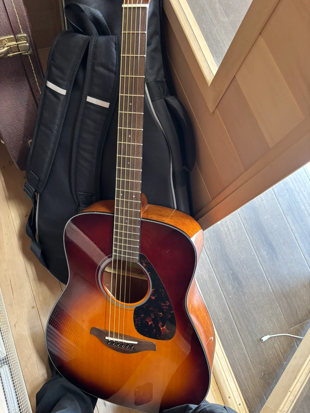 Yamaha guitar - photo 3