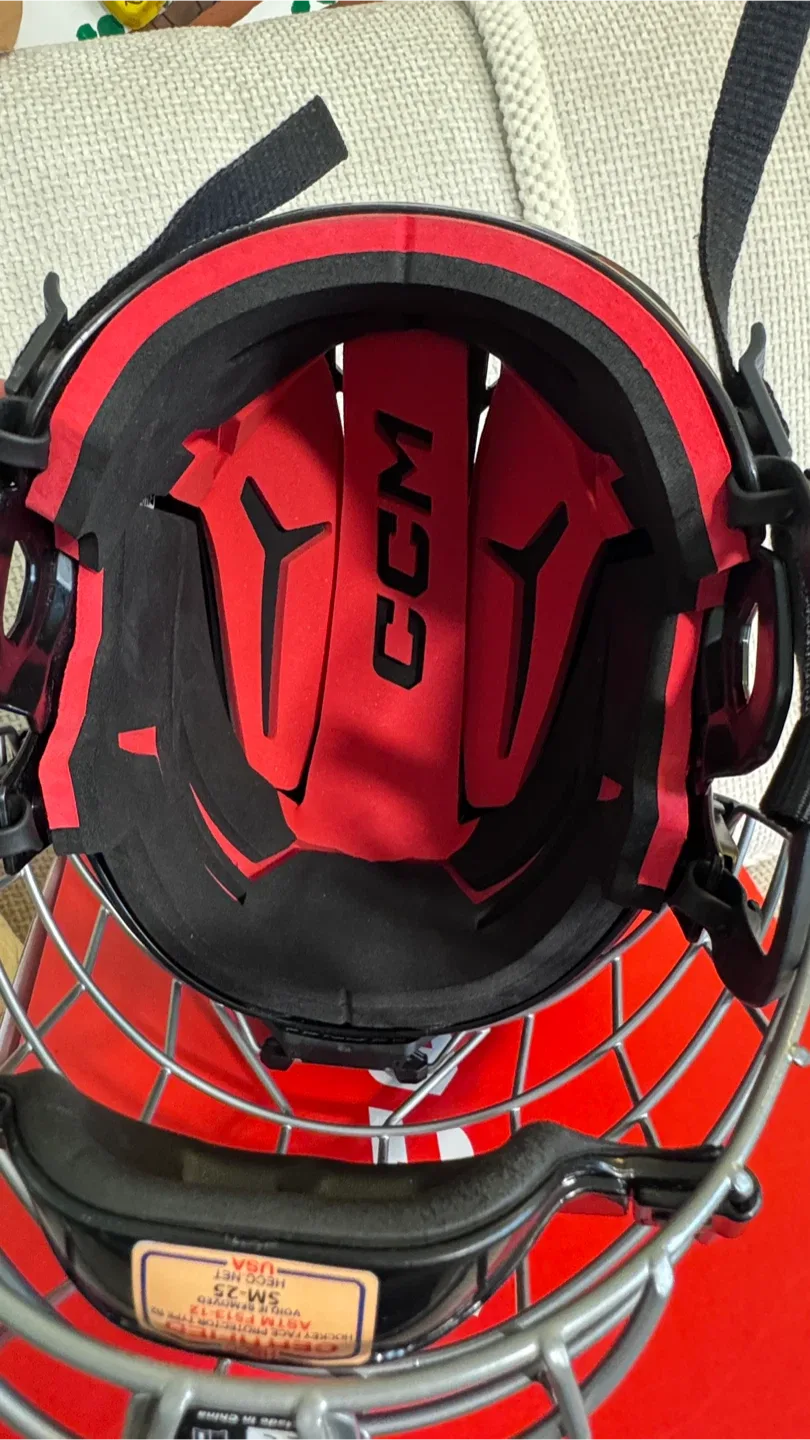 CCM Tacks 70 Hockey Helmet - Youth Size image indicator(4)