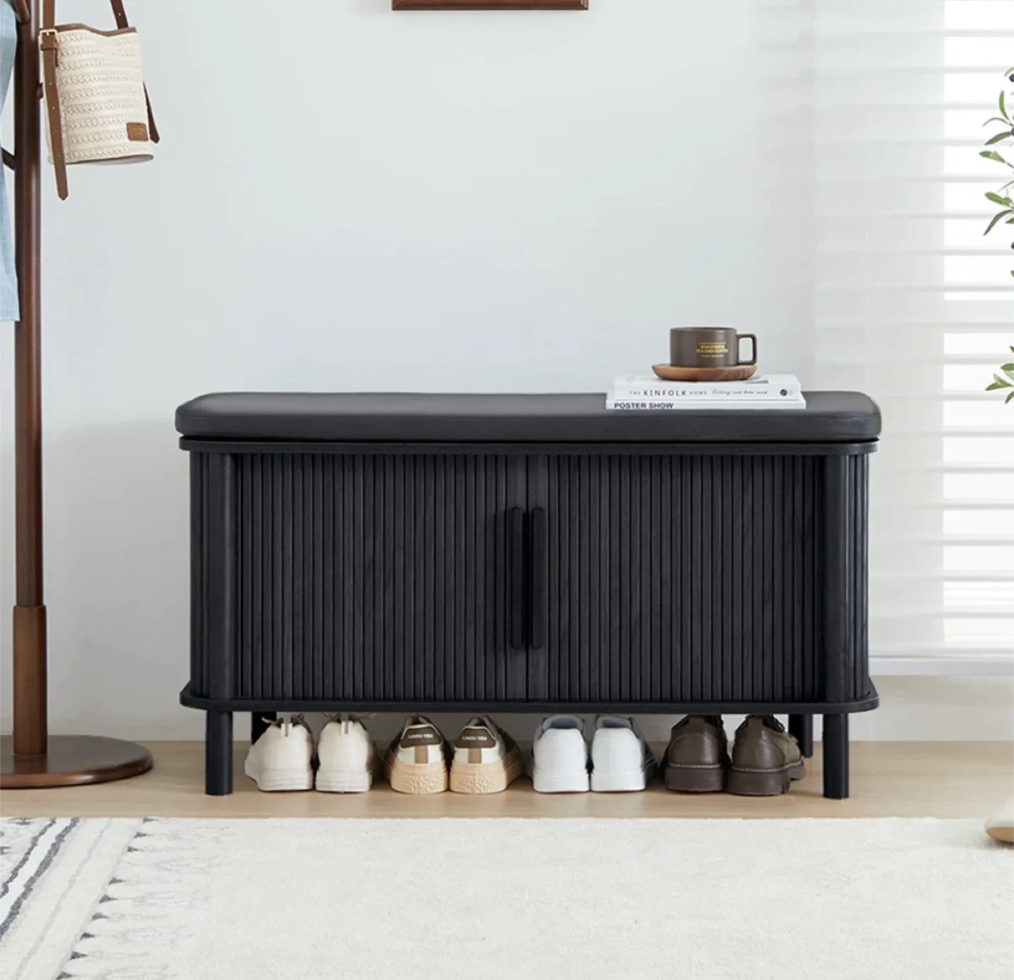 Black Shoe Storage Bench with Padded Seat image indicator(3)