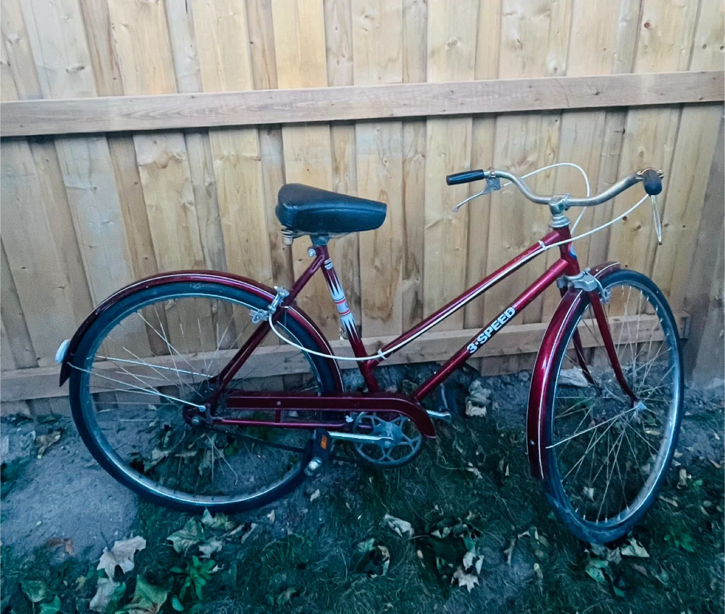 Sears Simpsons Vintage 3-Speed Bicycle - Burgundy image indicator(2)