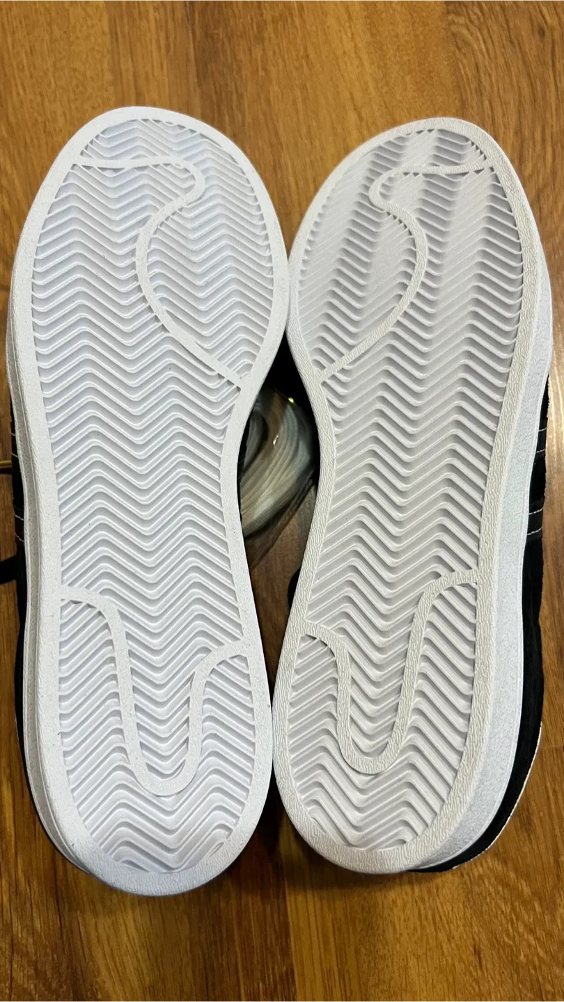 New Adidas Superstar Originals Black/White Size 11 image indicator(5)