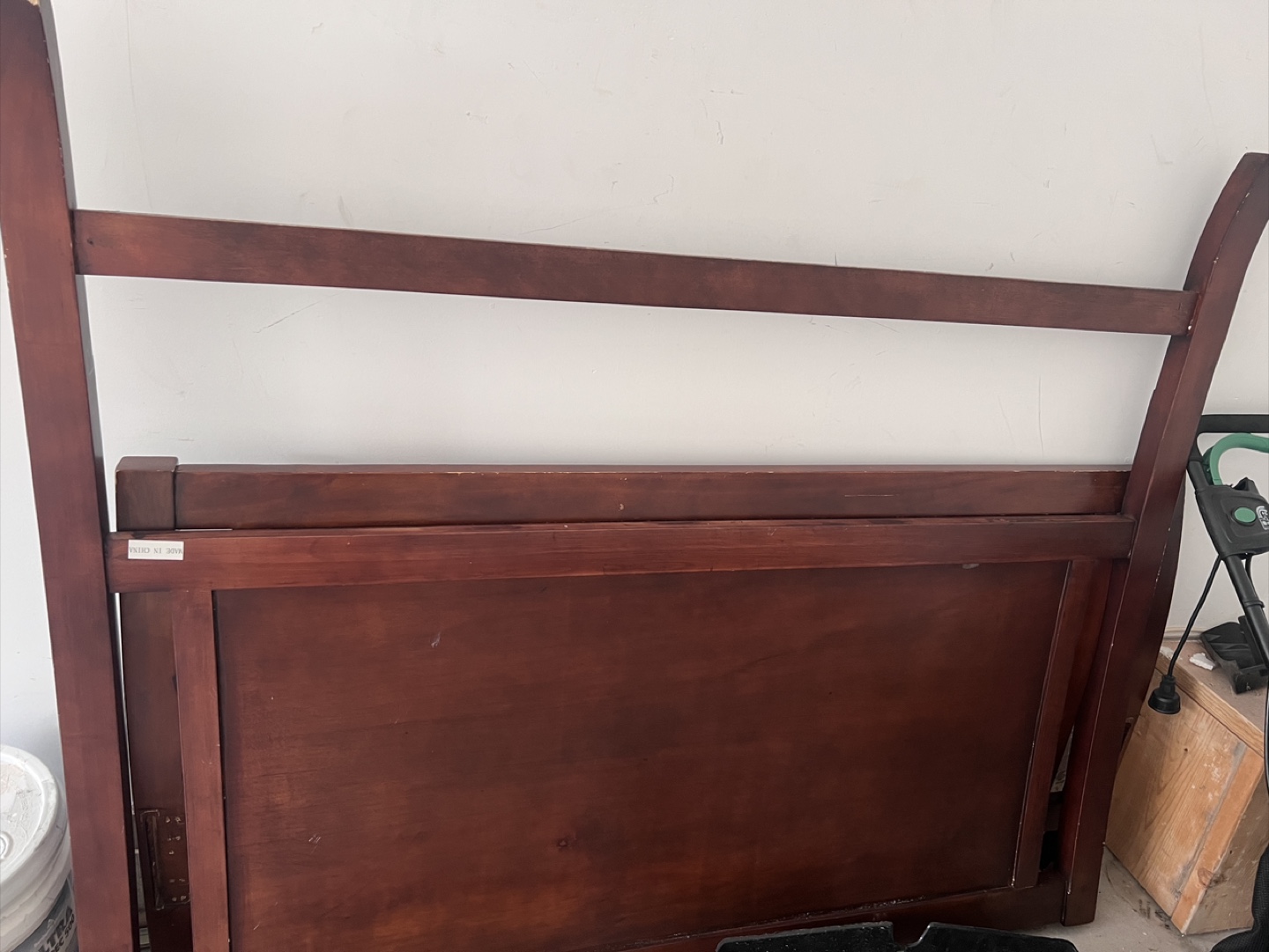 Wooden Bed Frame - QUEEN - photo 3