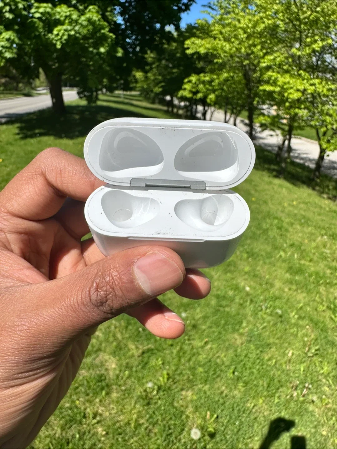 AirPods third generation case image indicator(3)