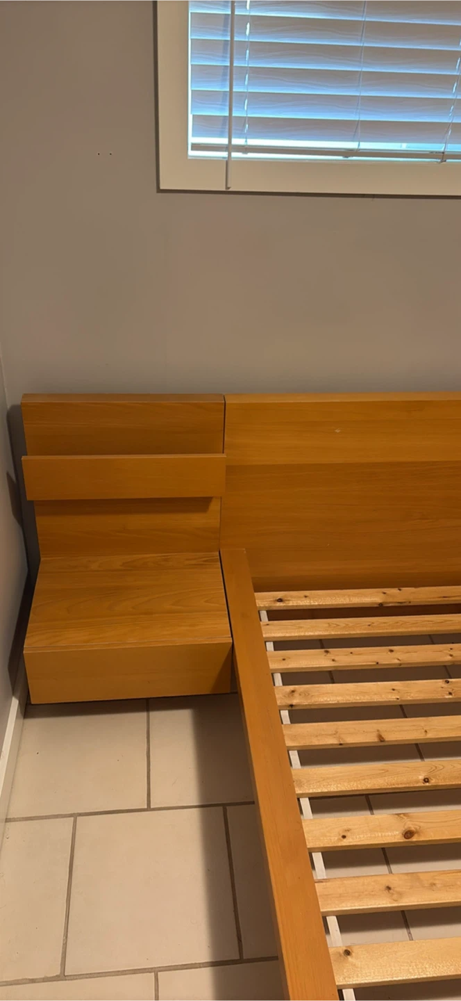 IKEA MALM Queen bed frame - photo 3