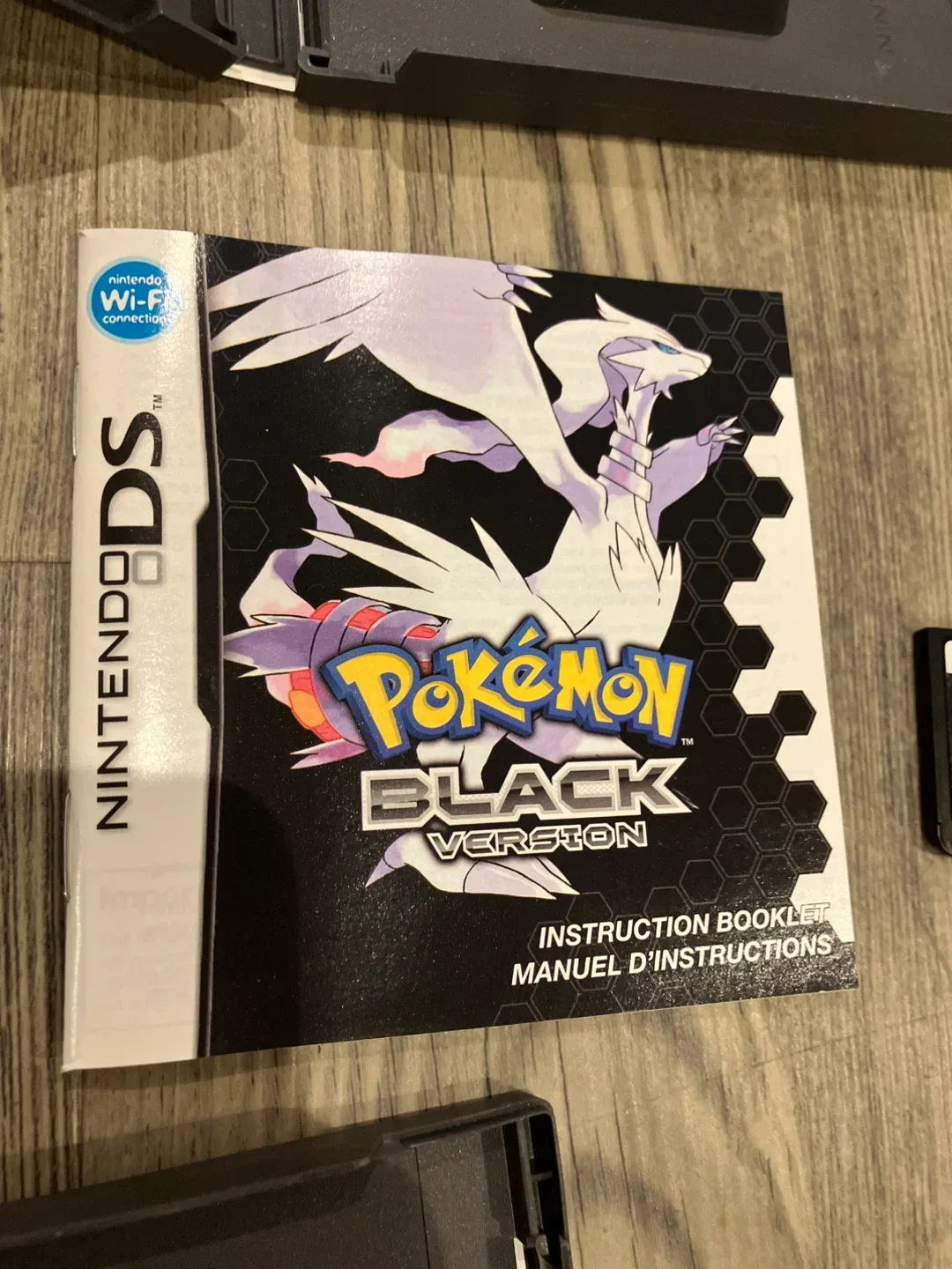Pokémon Black and Black 2 Nintendo DS Games image indicator(6)