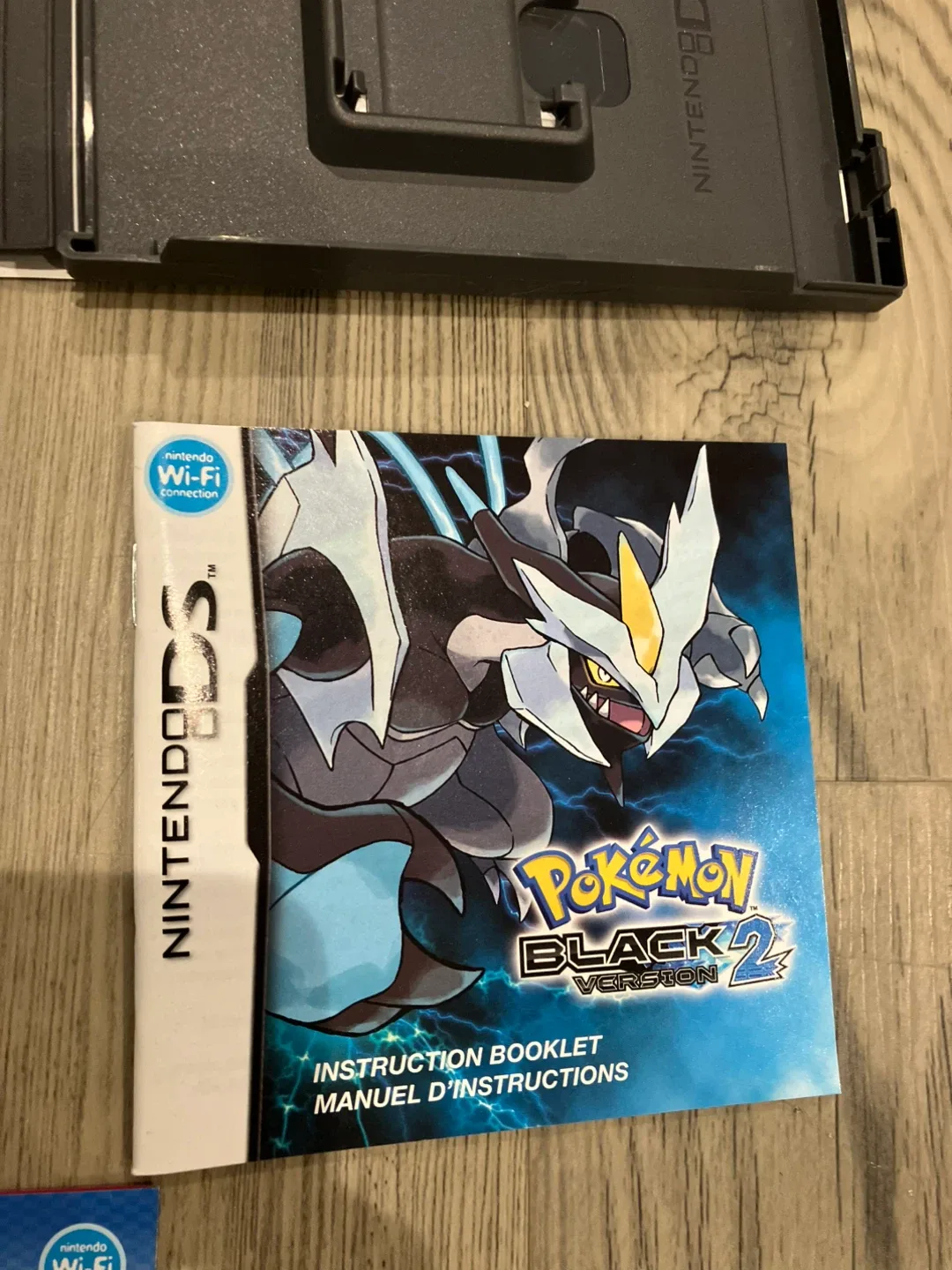 Pokémon Black and Black 2 Nintendo DS Games image indicator(7)