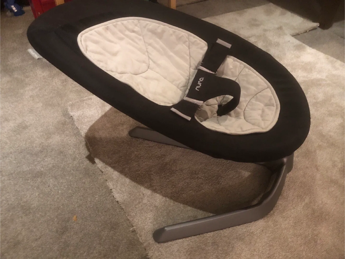 Nuna Leaf Baby swing- Black and Grey image indicator(5)