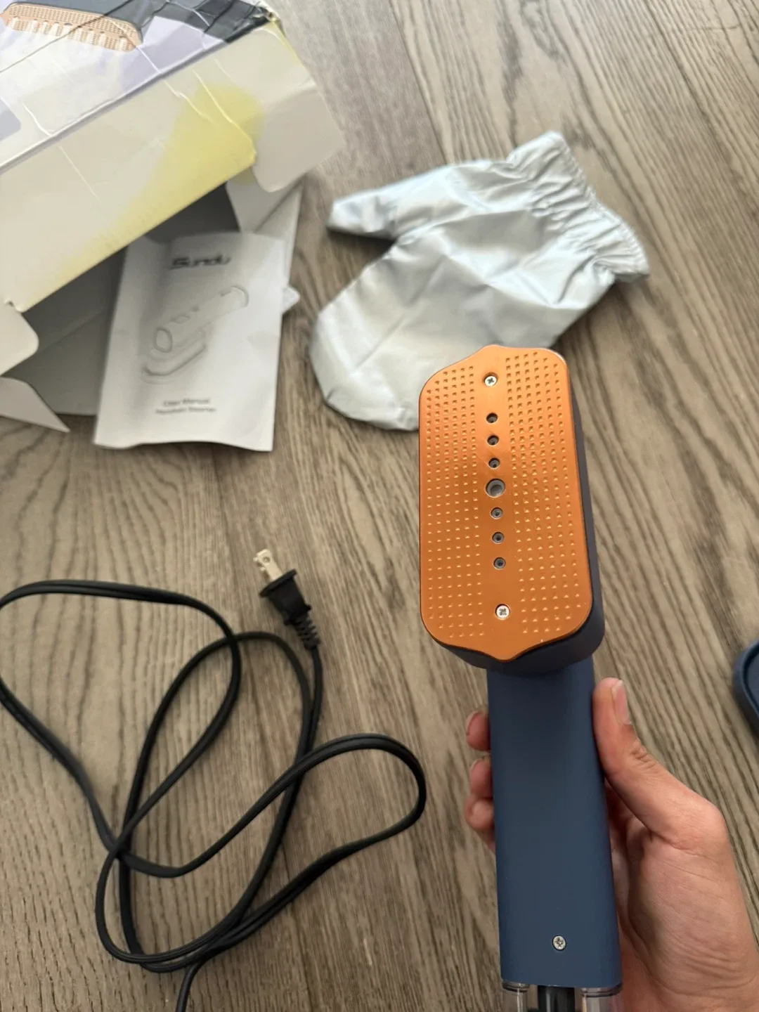 Portable Handheld Steamer thumbnail