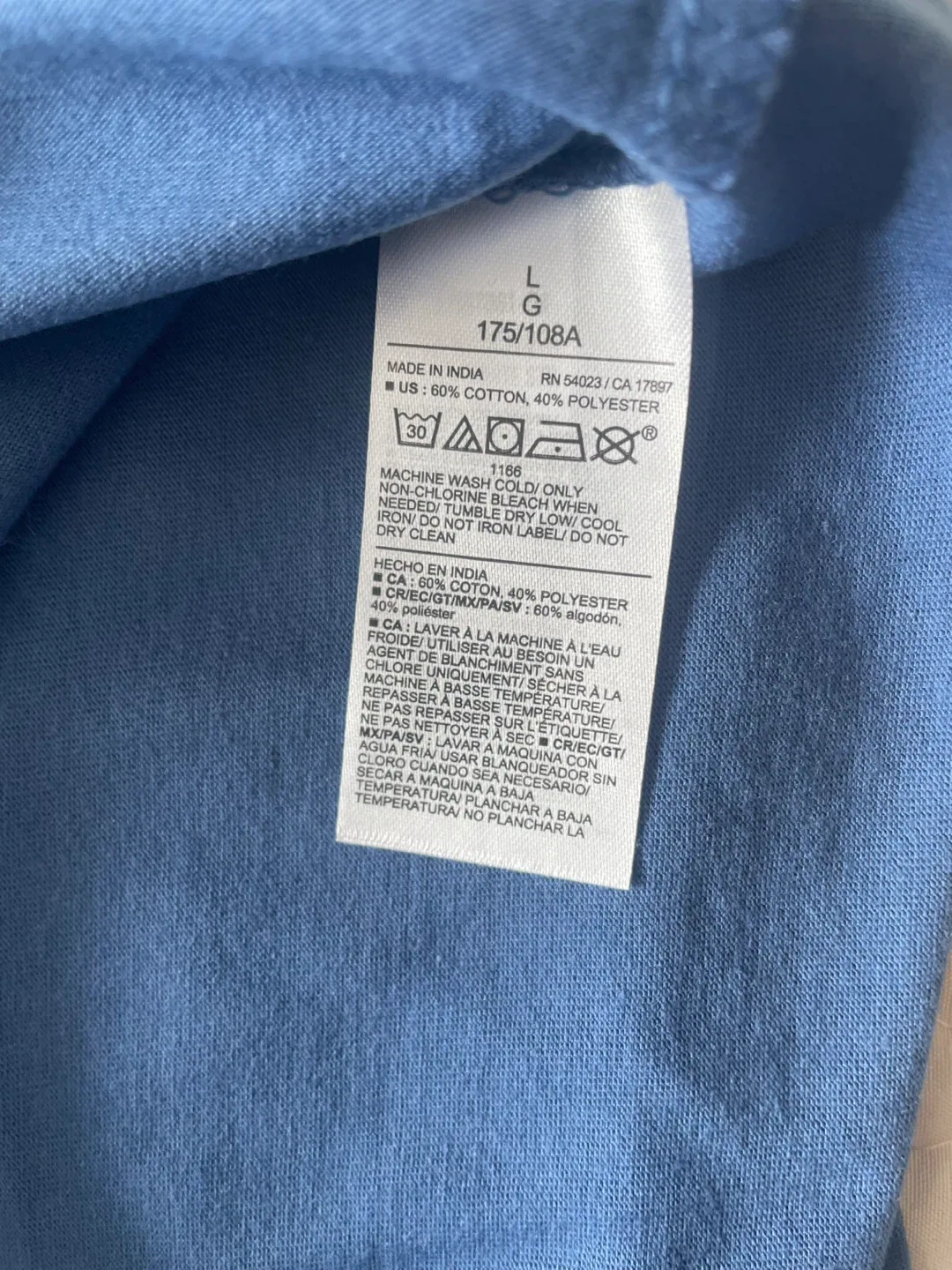 Brand NWT Old Navy Blue Striped T-Shirt - Size L image indicator(6)